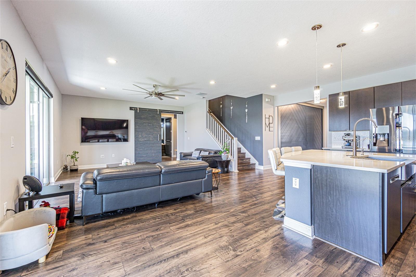 18304 ROSEATE DR, LUTZ, FL, 33558