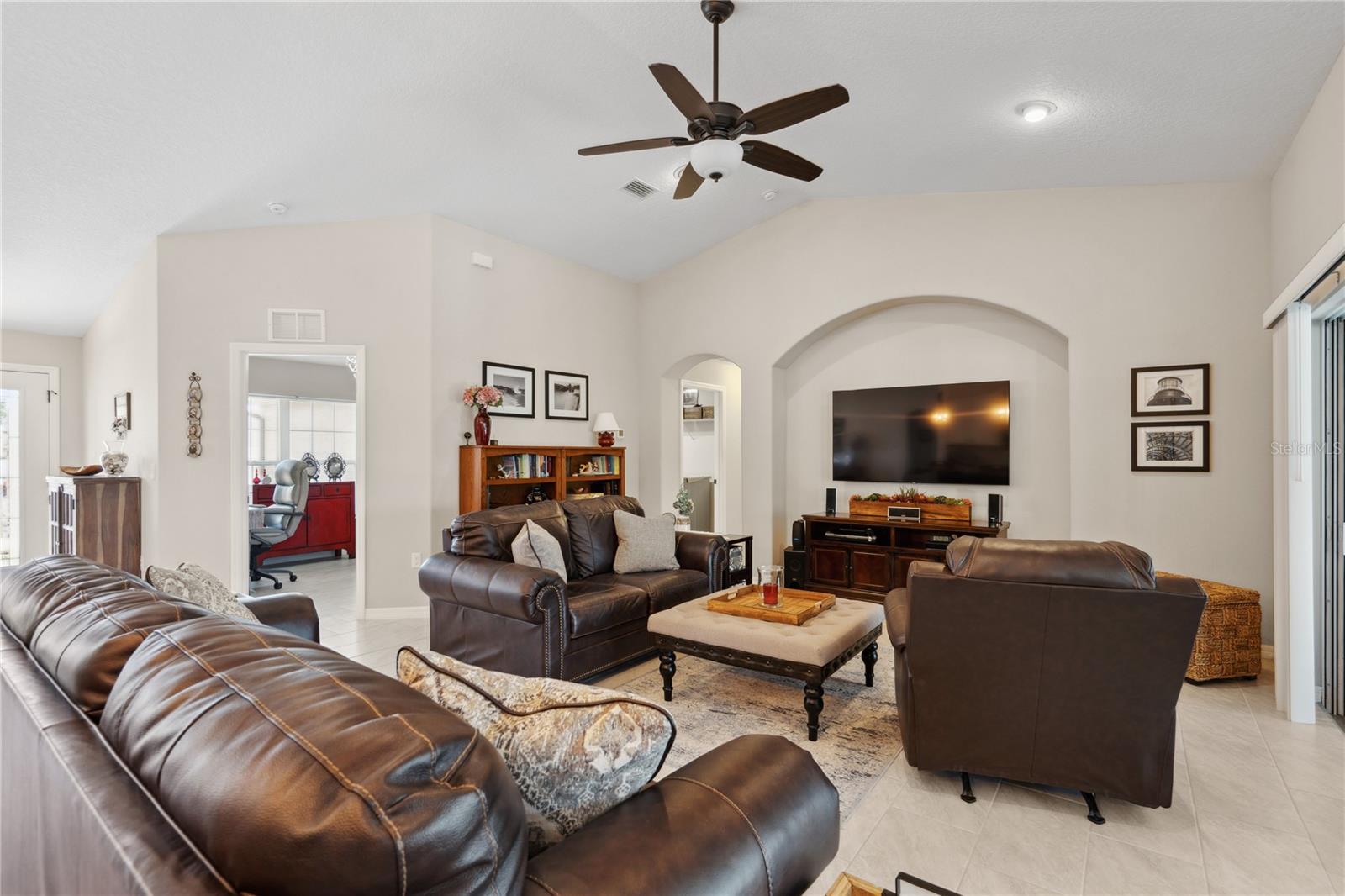 36 RUSSELL DR, PALM COAST, FL, 32164