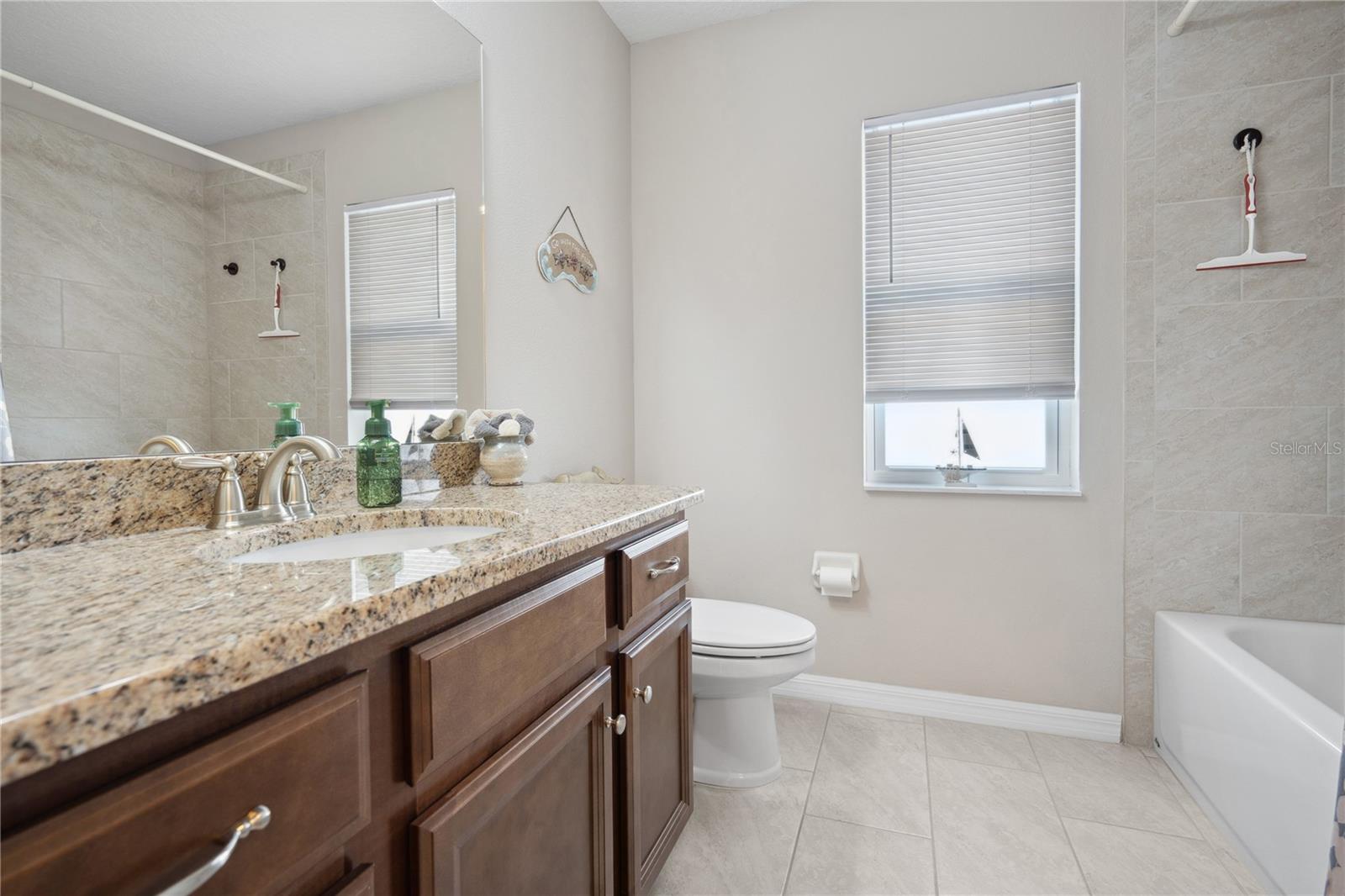 36 RUSSELL DR, PALM COAST, FL, 32164