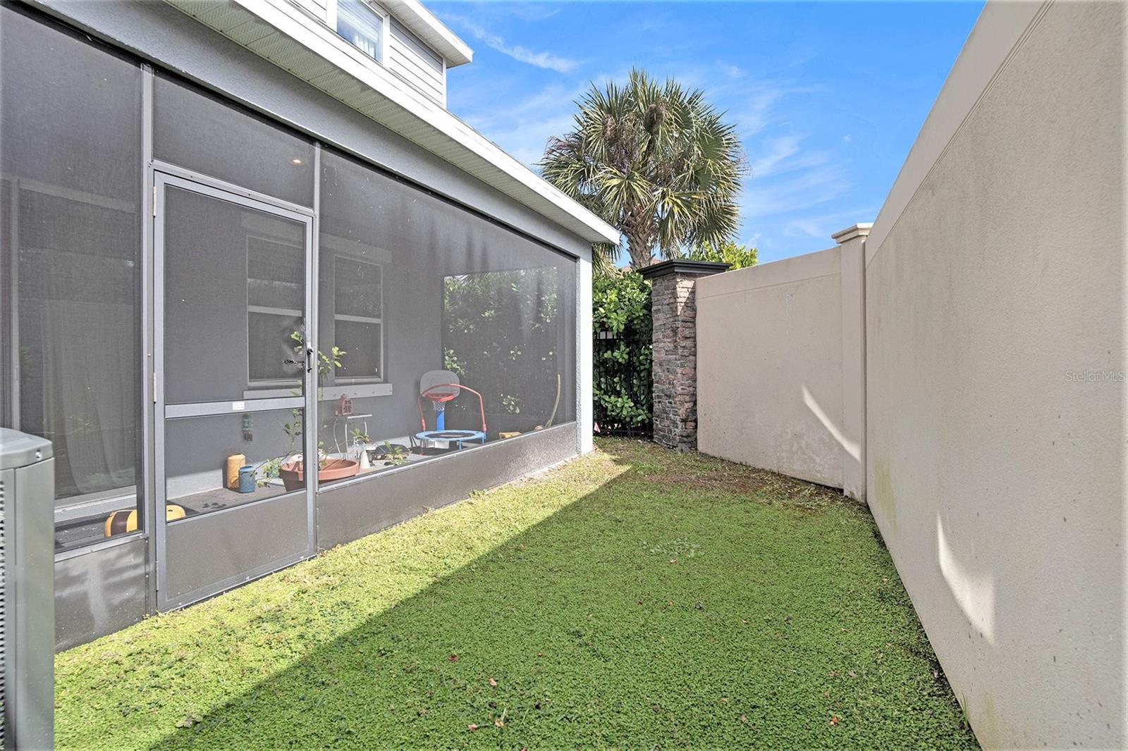 1106 ROSE BLOSSOM CT, TAMPA, FL, 33613