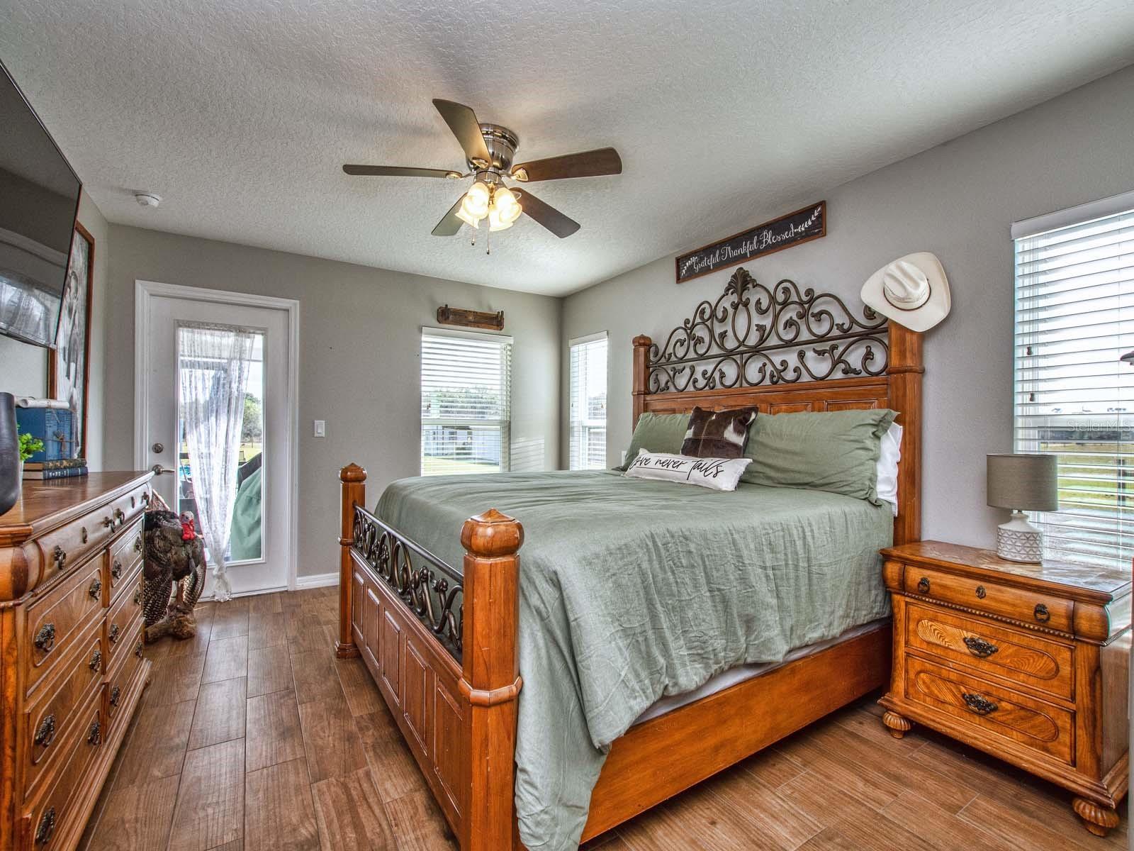 37146 CALHOUN RD, EUSTIS, FL, 32736