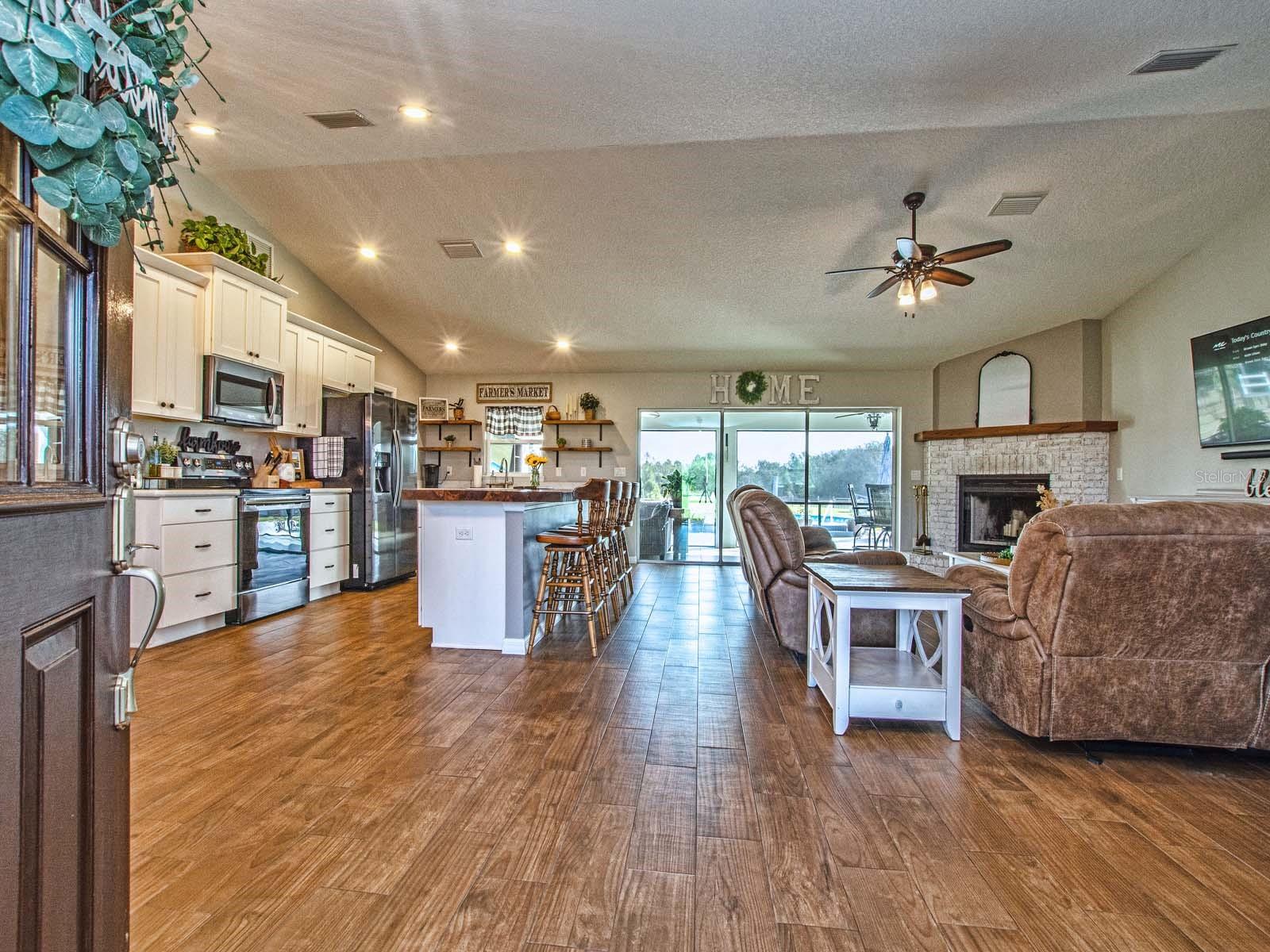 37146 CALHOUN RD, EUSTIS, FL, 32736