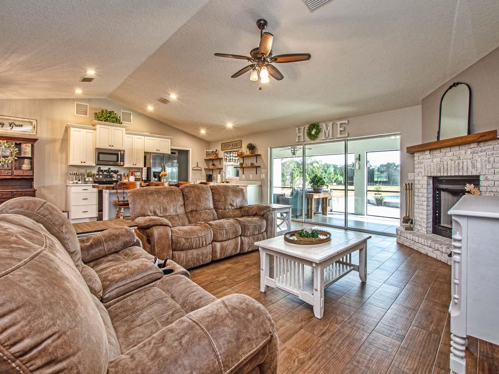 37146 CALHOUN RD, EUSTIS, FL, 32736