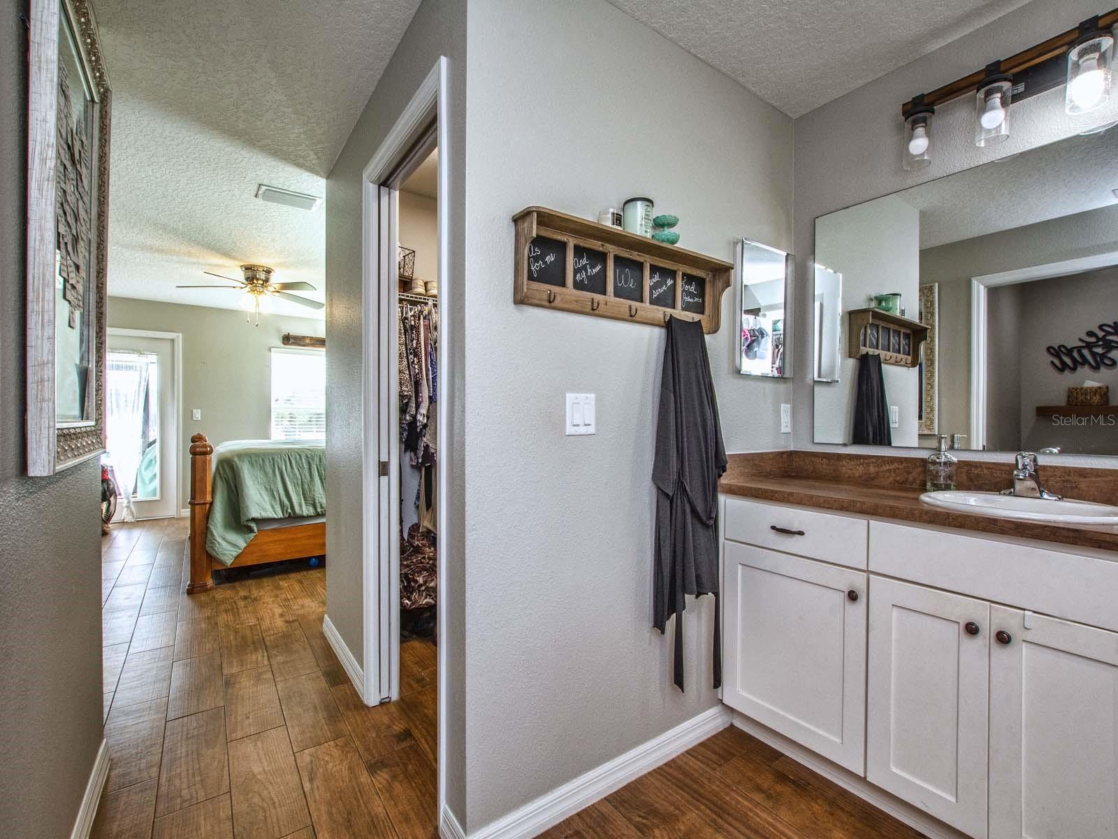 37146 CALHOUN RD, EUSTIS, FL, 32736