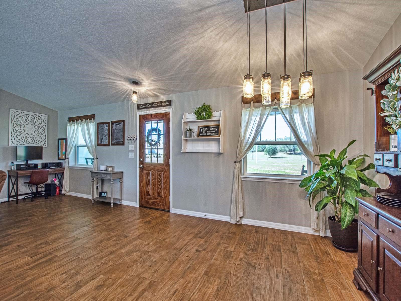 37146 CALHOUN RD, EUSTIS, FL, 32736