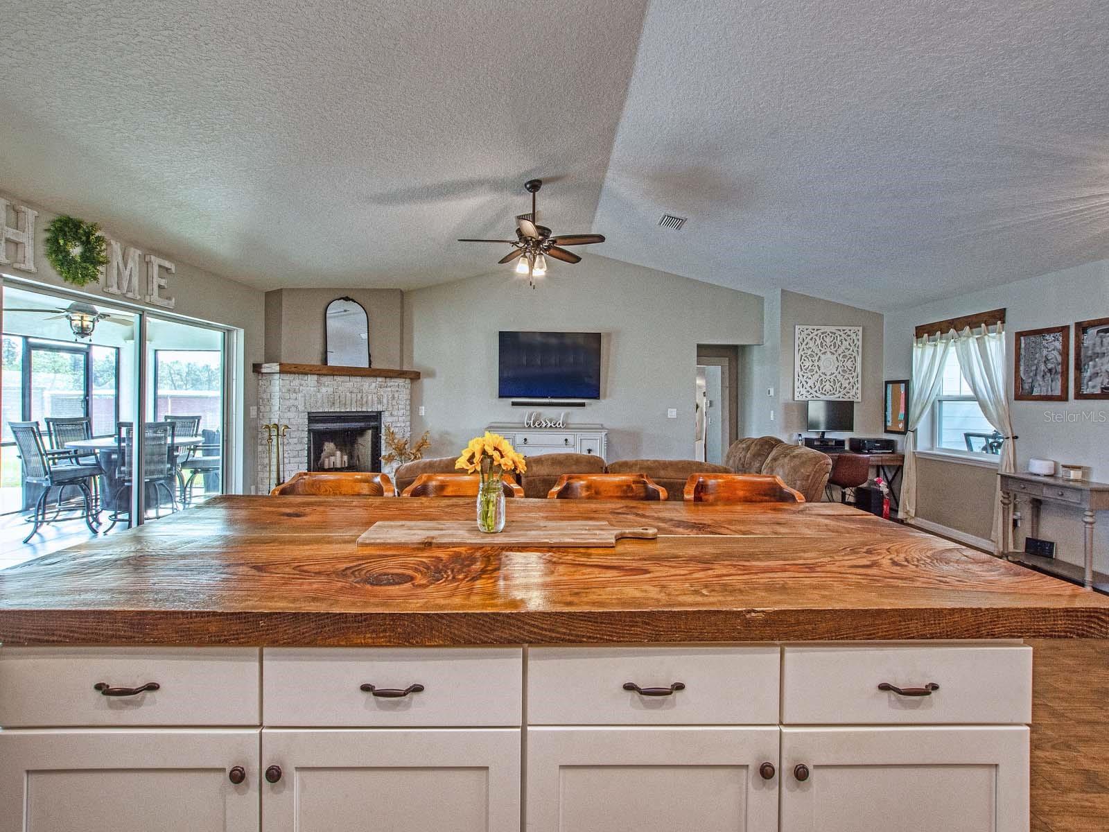 37146 CALHOUN RD, EUSTIS, FL, 32736