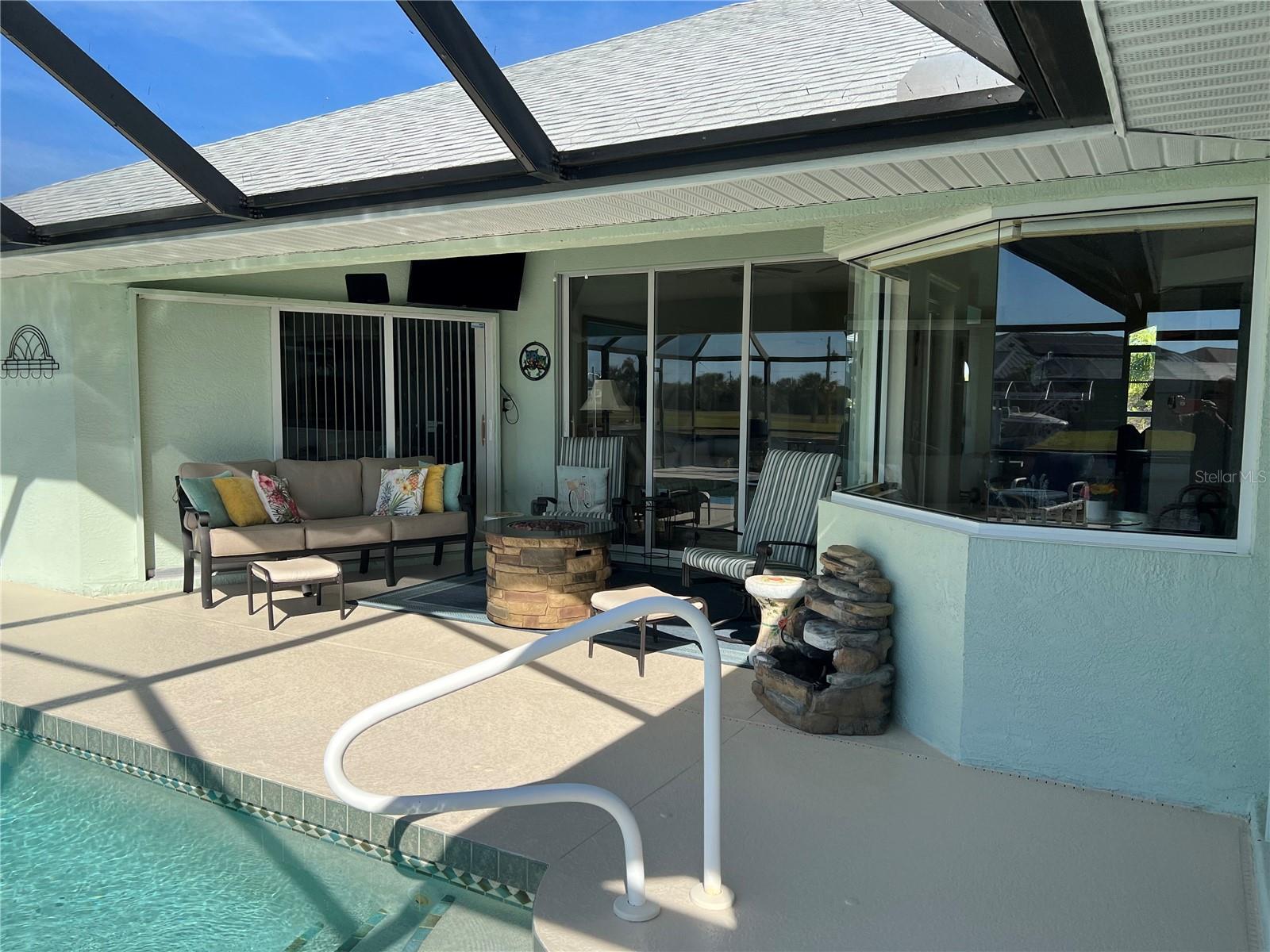 9458 MELODY CIR, PORT CHARLOTTE, FL, 33981