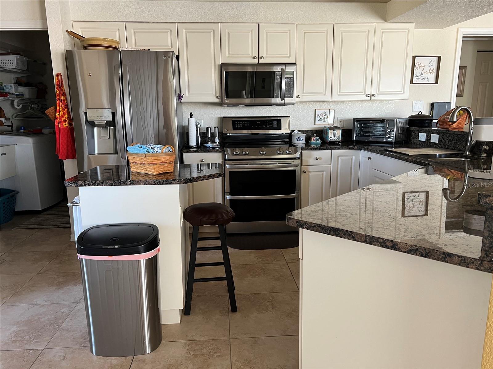 9458 MELODY CIR, PORT CHARLOTTE, FL, 33981