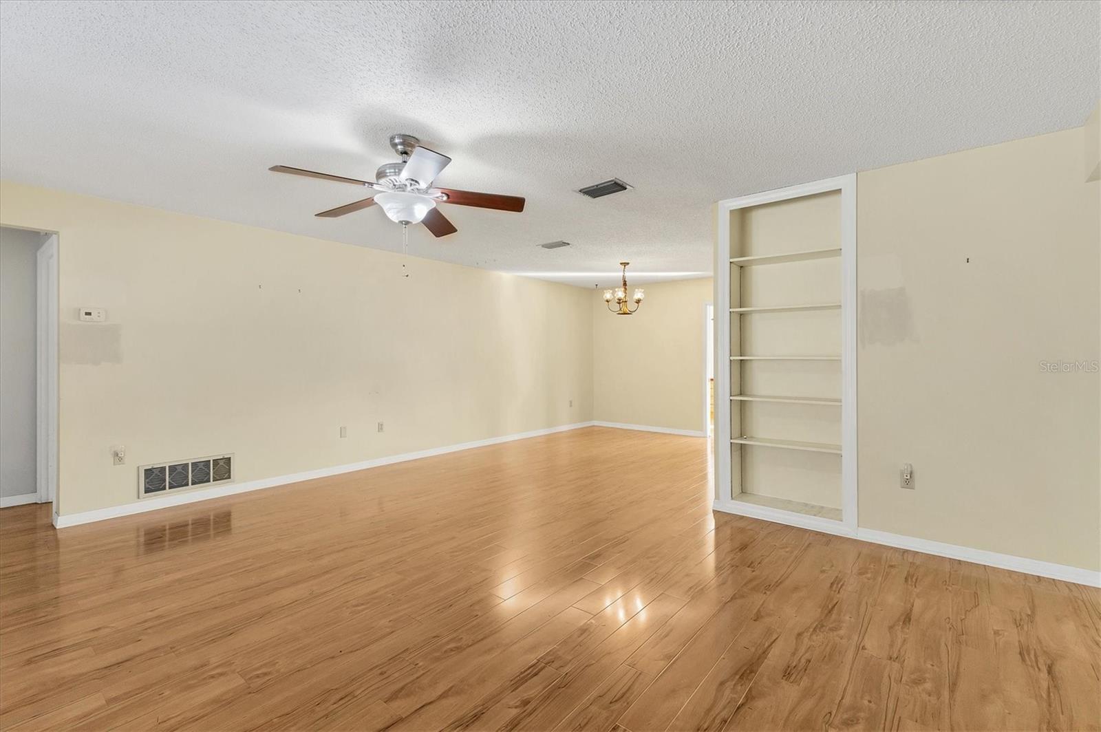 3762 SAN LUIS DR, SARASOTA, FL, 34235