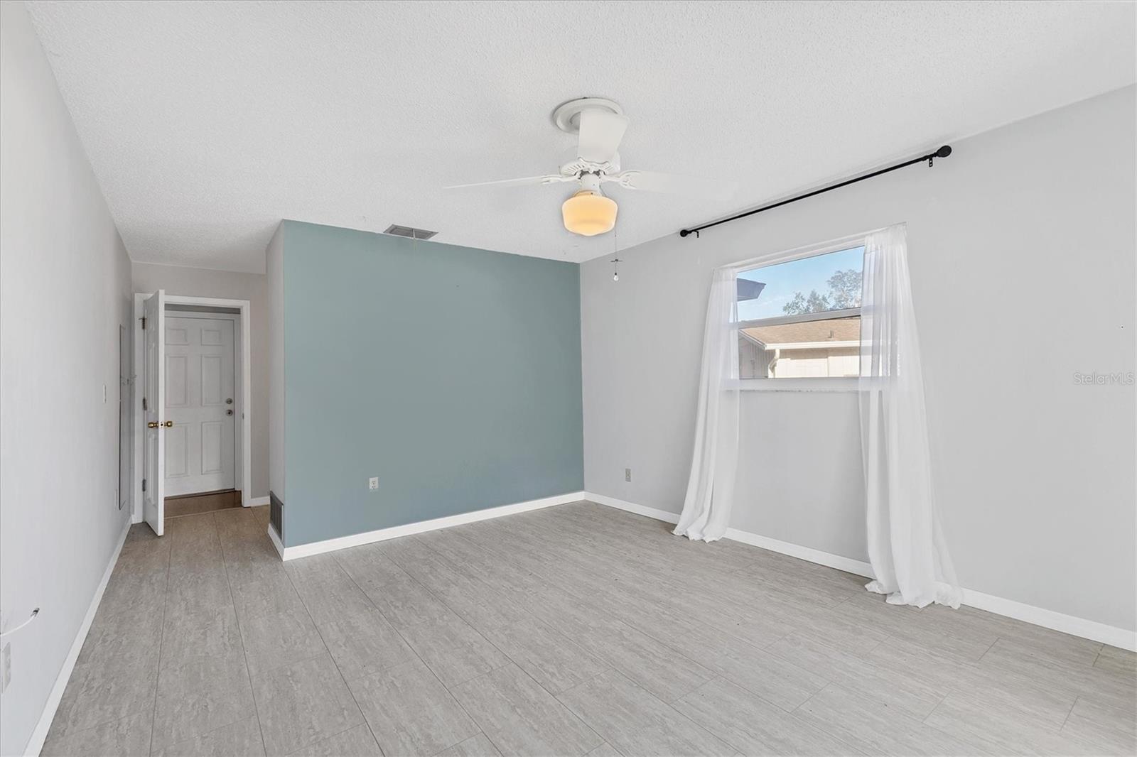 3762 SAN LUIS DR, SARASOTA, FL, 34235