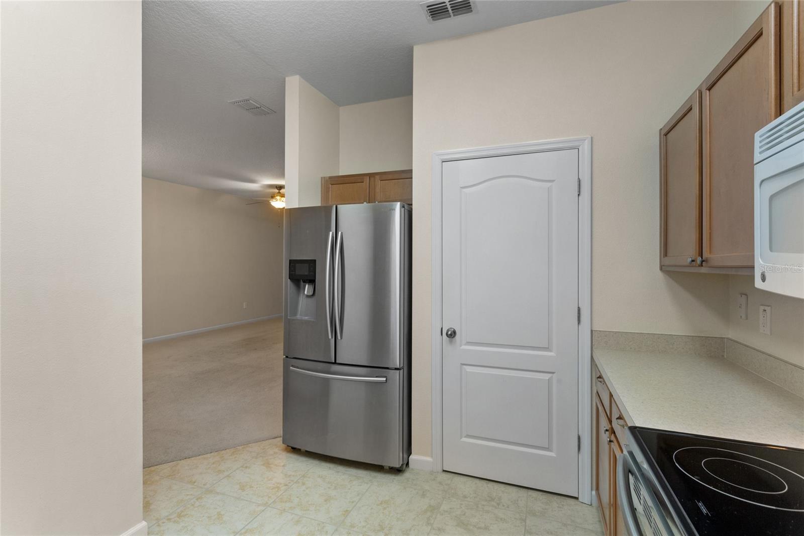1216 PRIORY CIR, WINTER GARDEN, FL, 34787