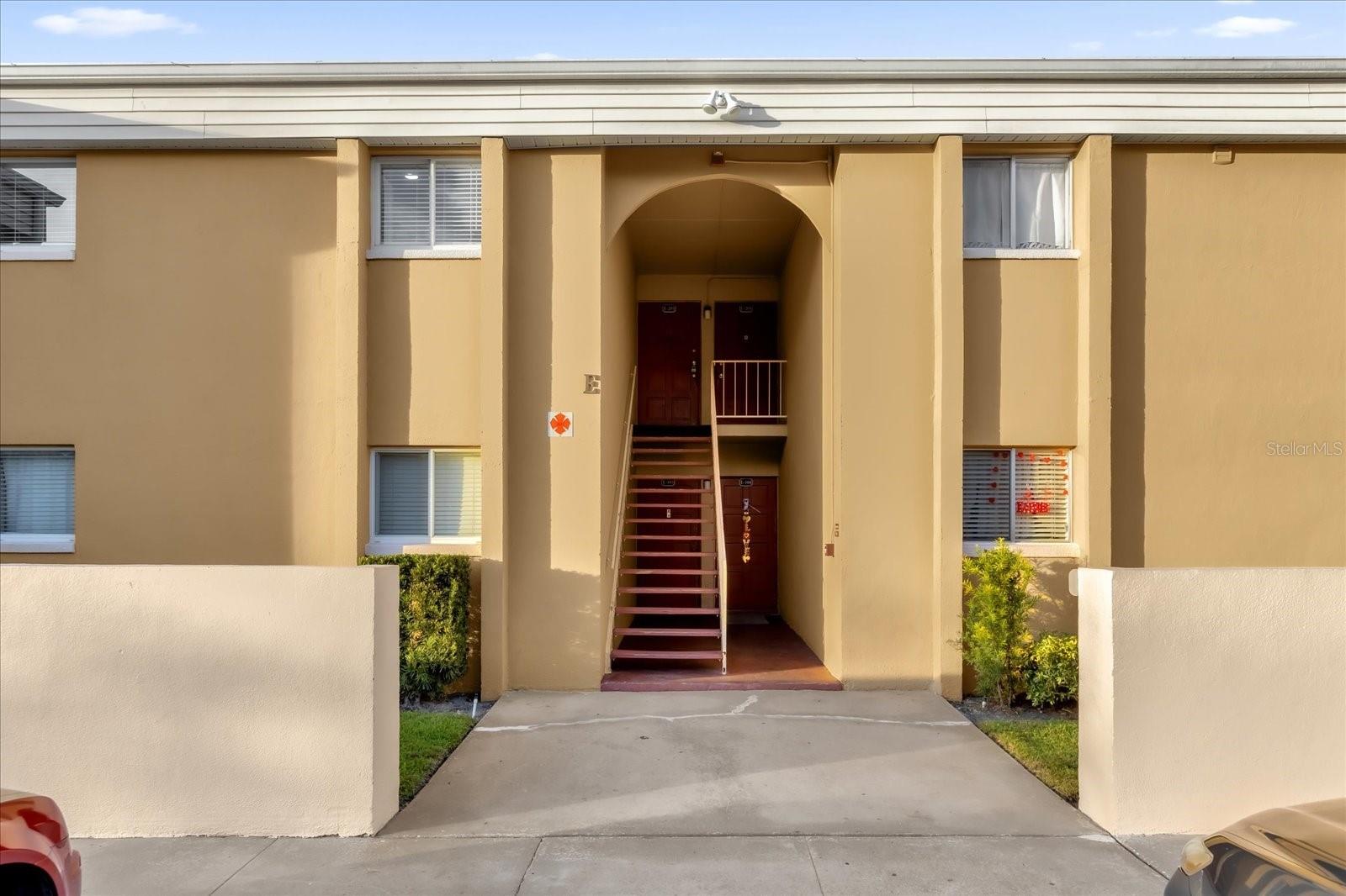 1000 LAKE OF THE WOODS BLVD #203E, CASSELBERRY, FL, 32730