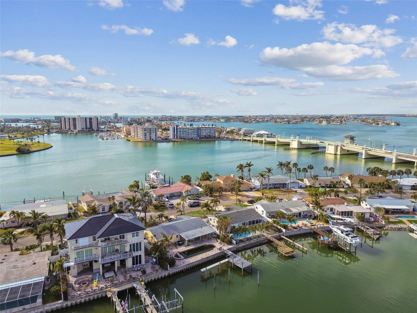 8114 CAUSEWAY BLVD S, ST PETERSBURG, FL, 33707