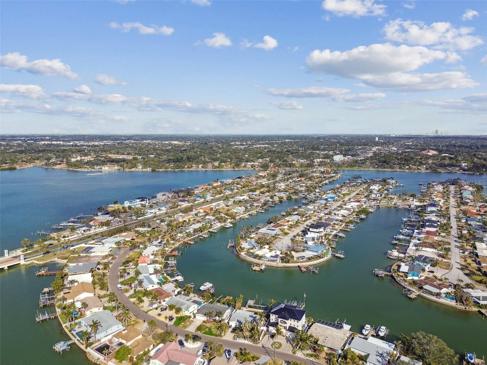 8114 CAUSEWAY BLVD S, ST PETERSBURG, FL, 33707