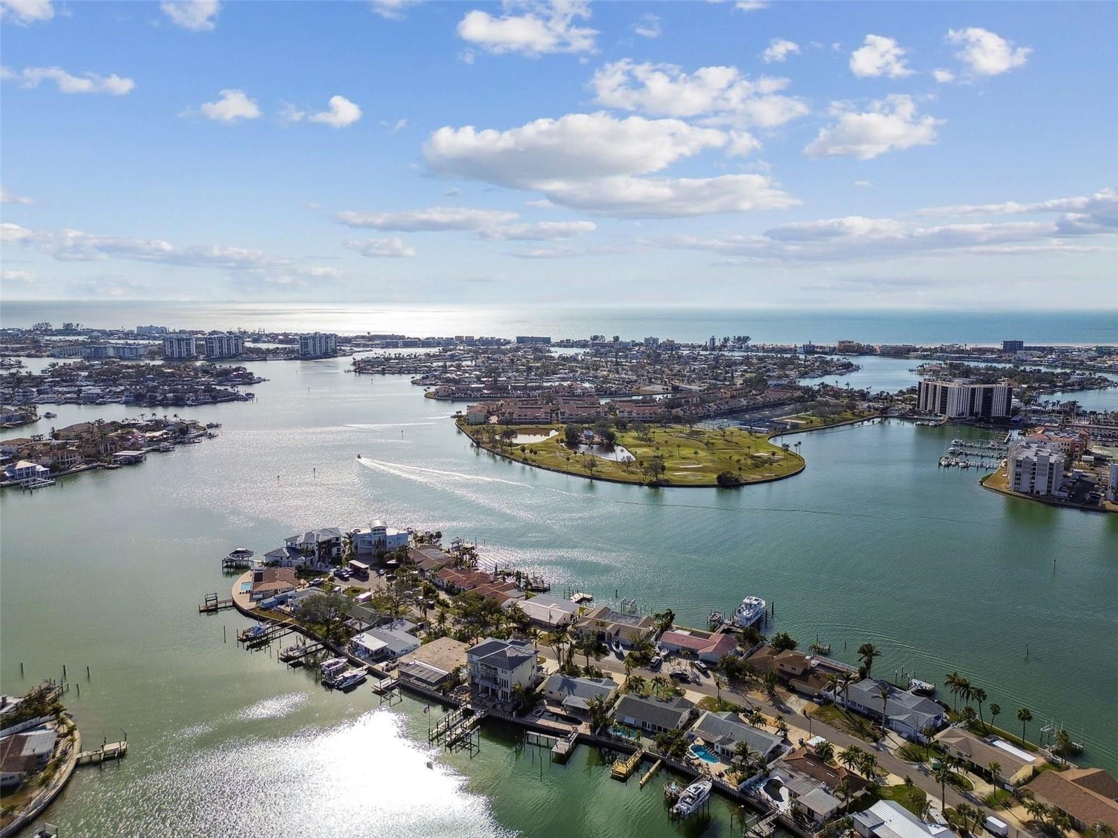 8114 CAUSEWAY BLVD S, ST PETERSBURG, FL, 33707