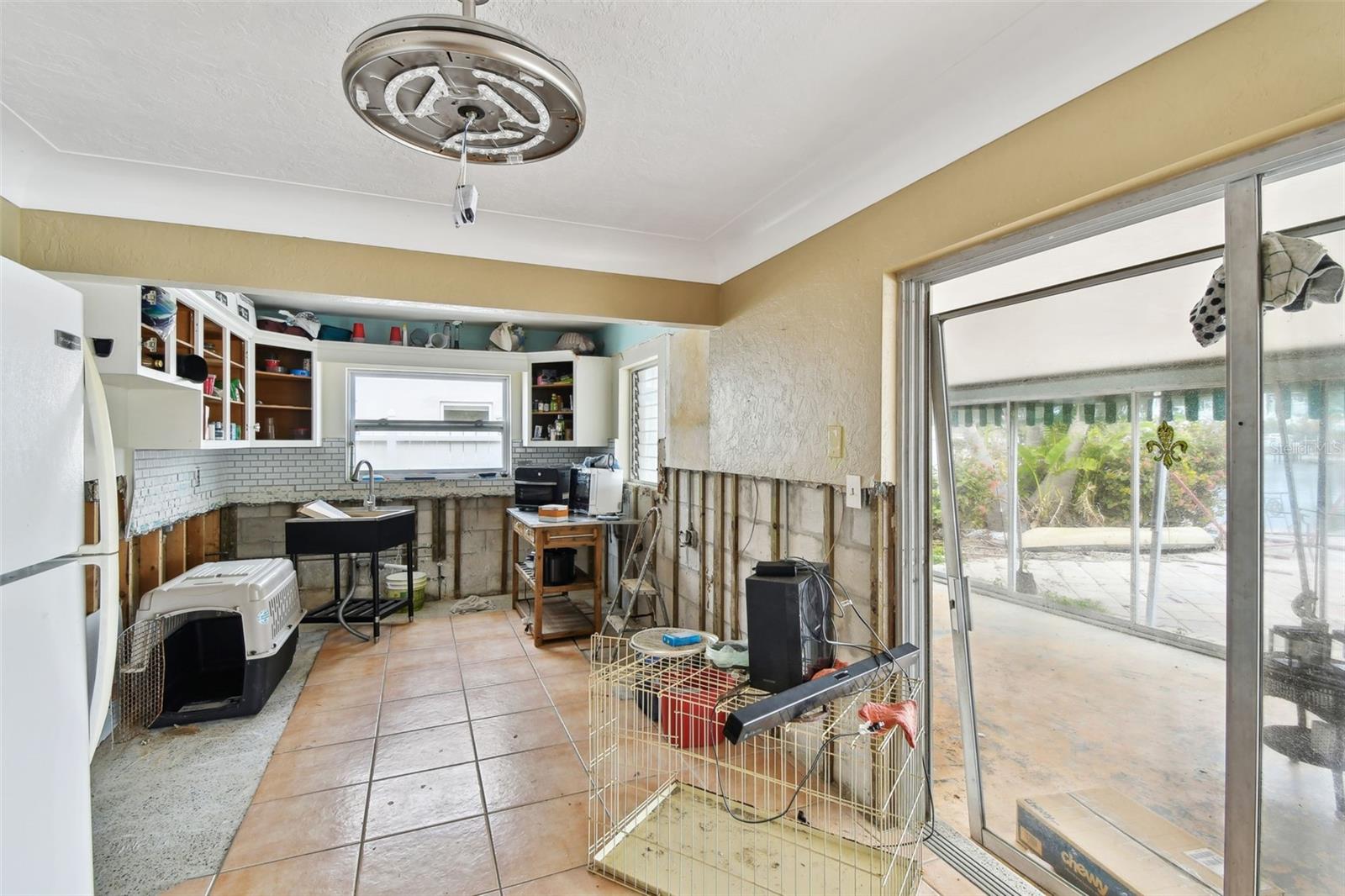 8114 CAUSEWAY BLVD S, ST PETERSBURG, FL, 33707