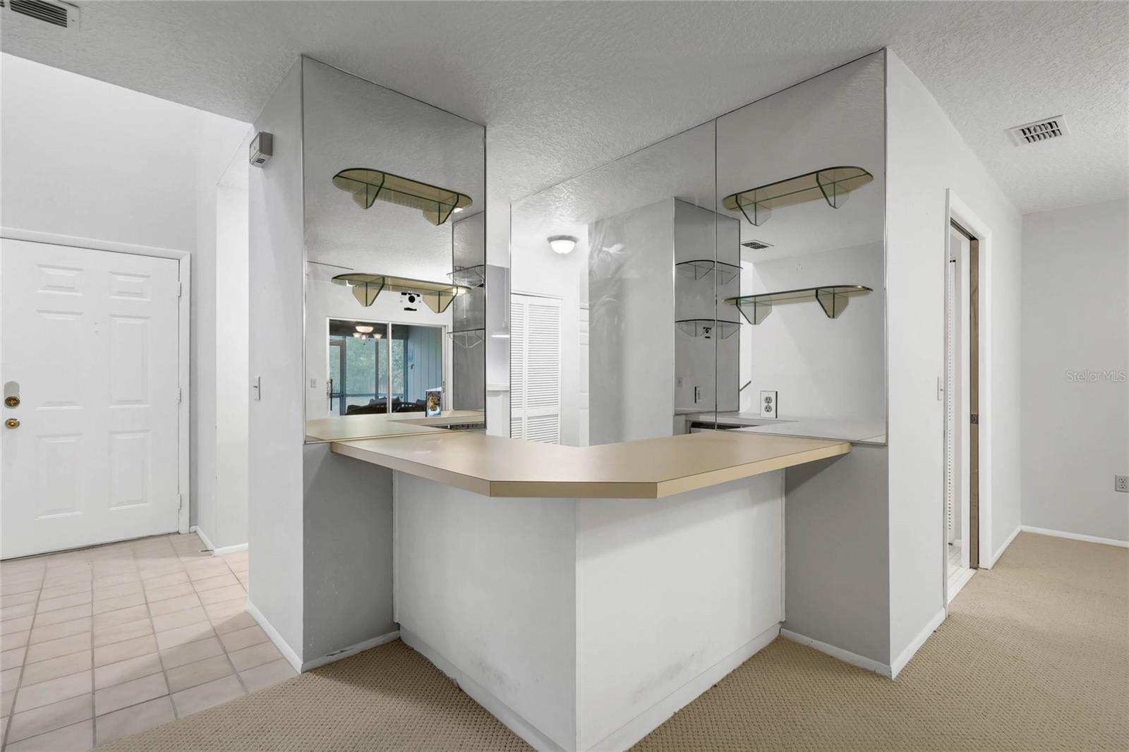 640 LAUREL OAK LN #108, ALTAMONTE SPRINGS, FL, 32701