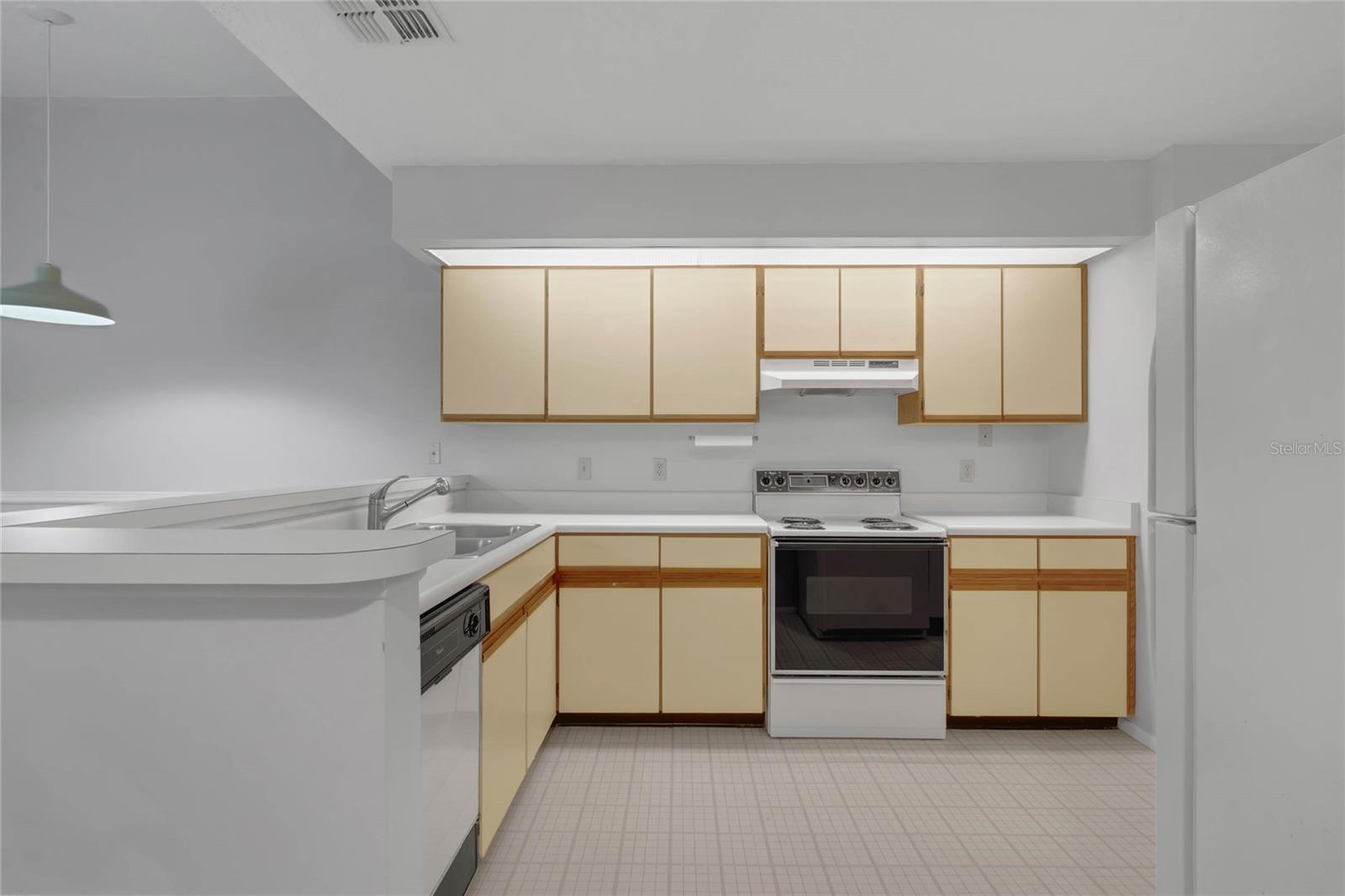 640 LAUREL OAK LN #108, ALTAMONTE SPRINGS, FL, 32701