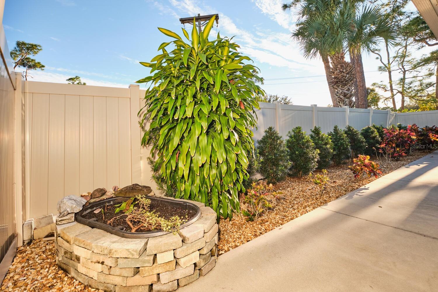 5520 LONGLEAF DR, NORTH FORT MYERS, FL, 33917