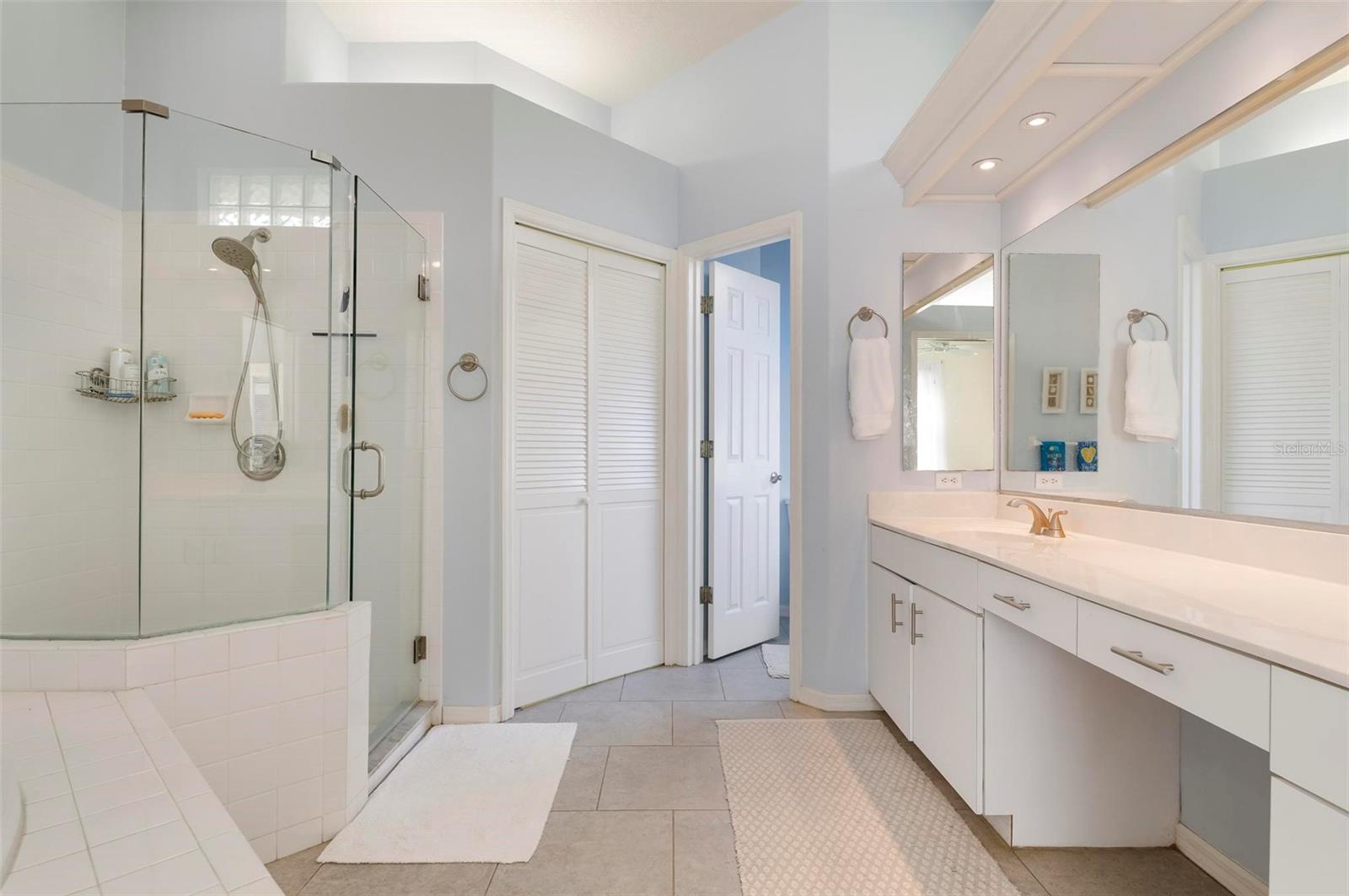 523 FALLBROOK DR, VENICE, FL, 34292