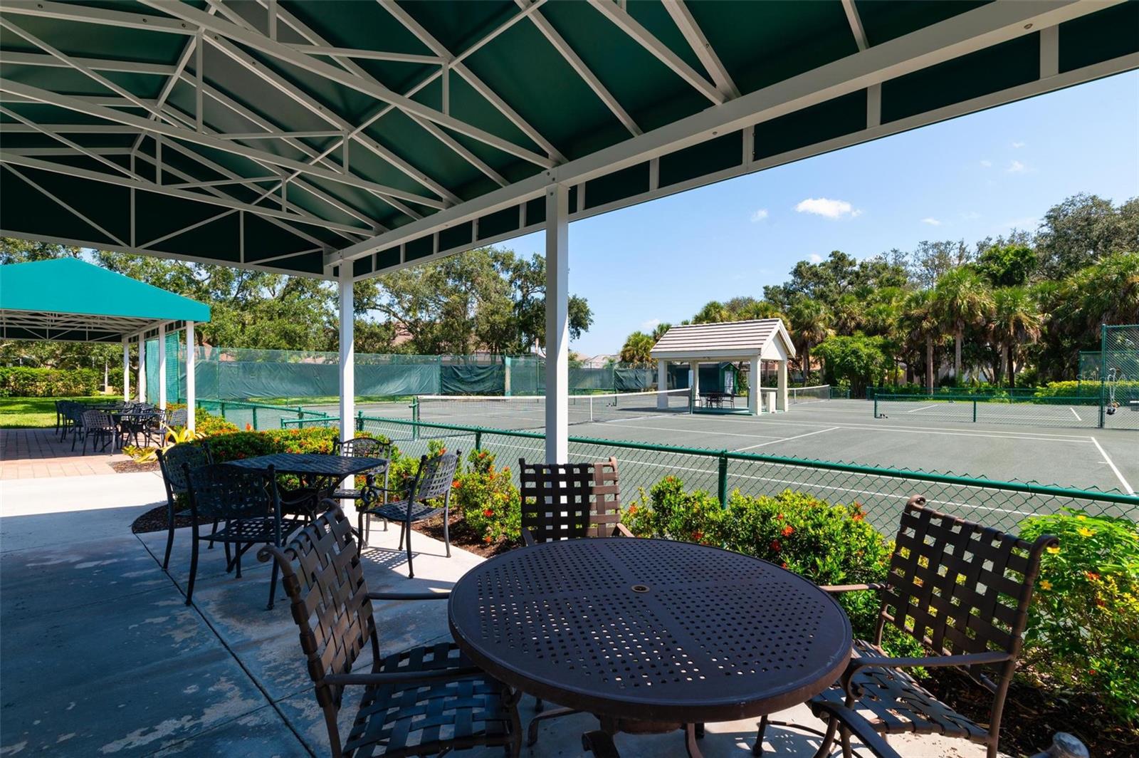 523 FALLBROOK DR, VENICE, FL, 34292