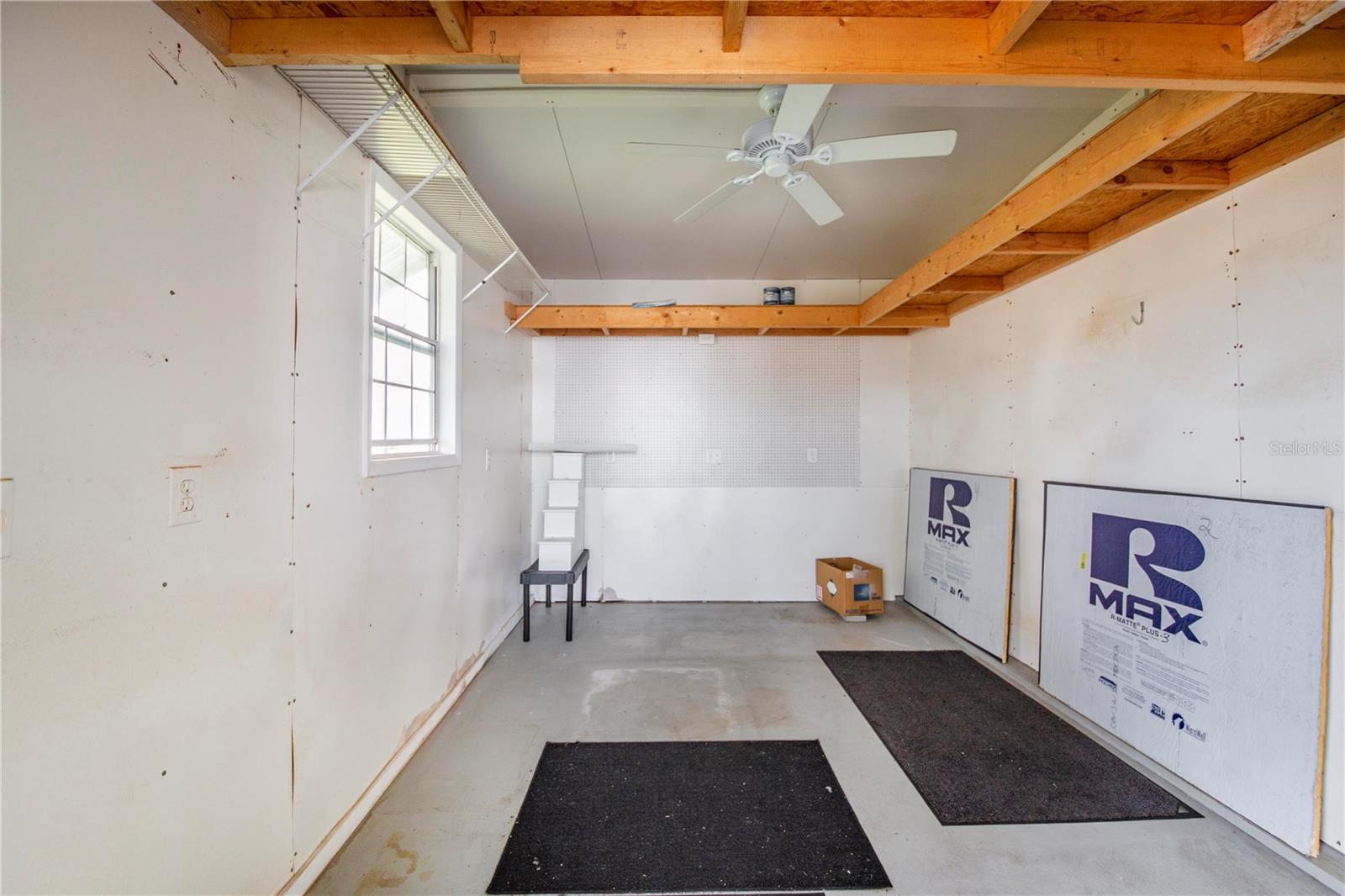 418 PINE LOOP, FROSTPROOF, FL, 33843