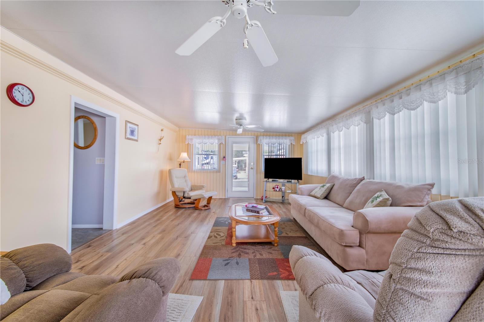 418 PINE LOOP, FROSTPROOF, FL, 33843