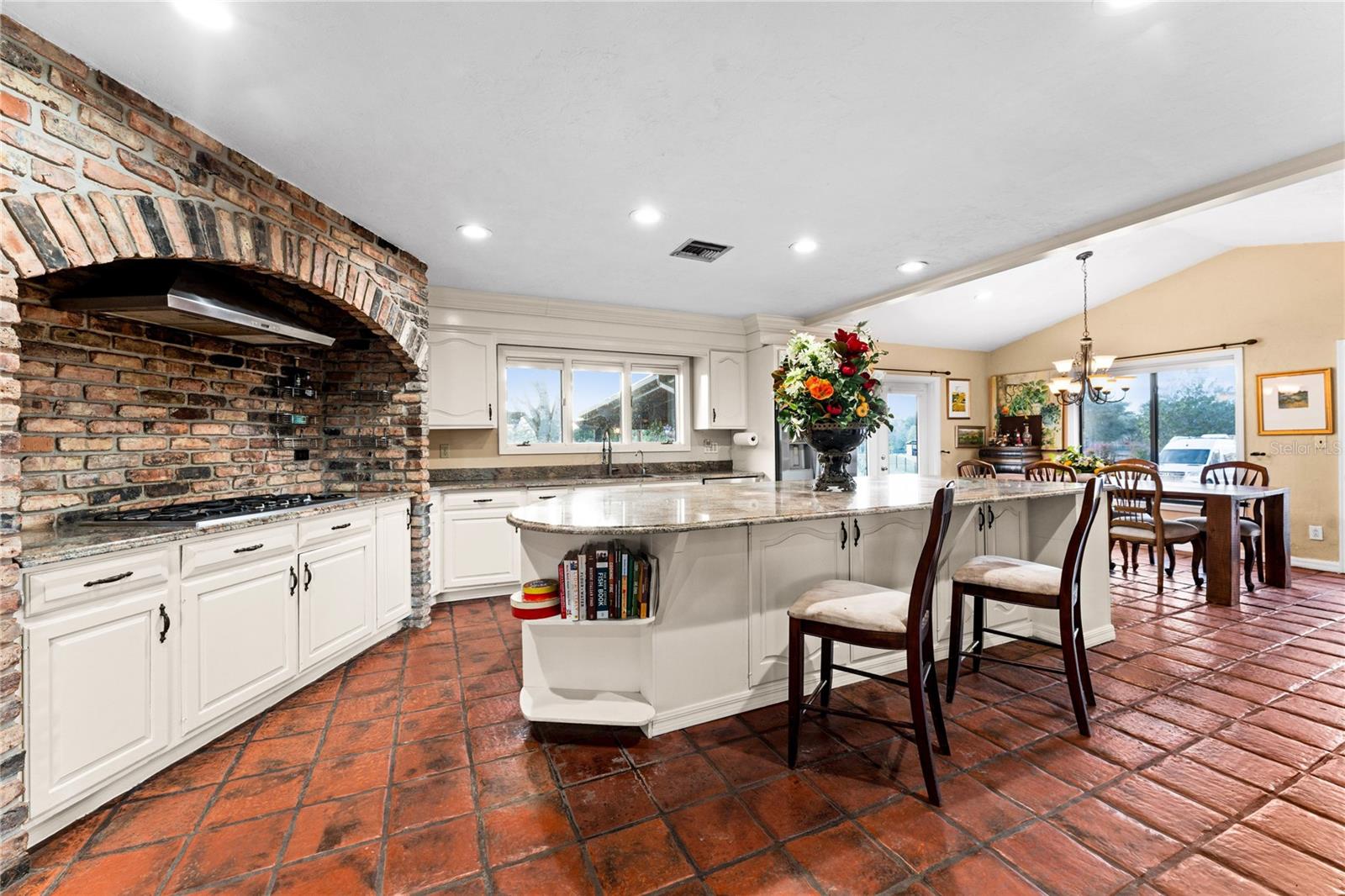 8250 NW 136TH AVENUE RD, OCALA, FL, 34482