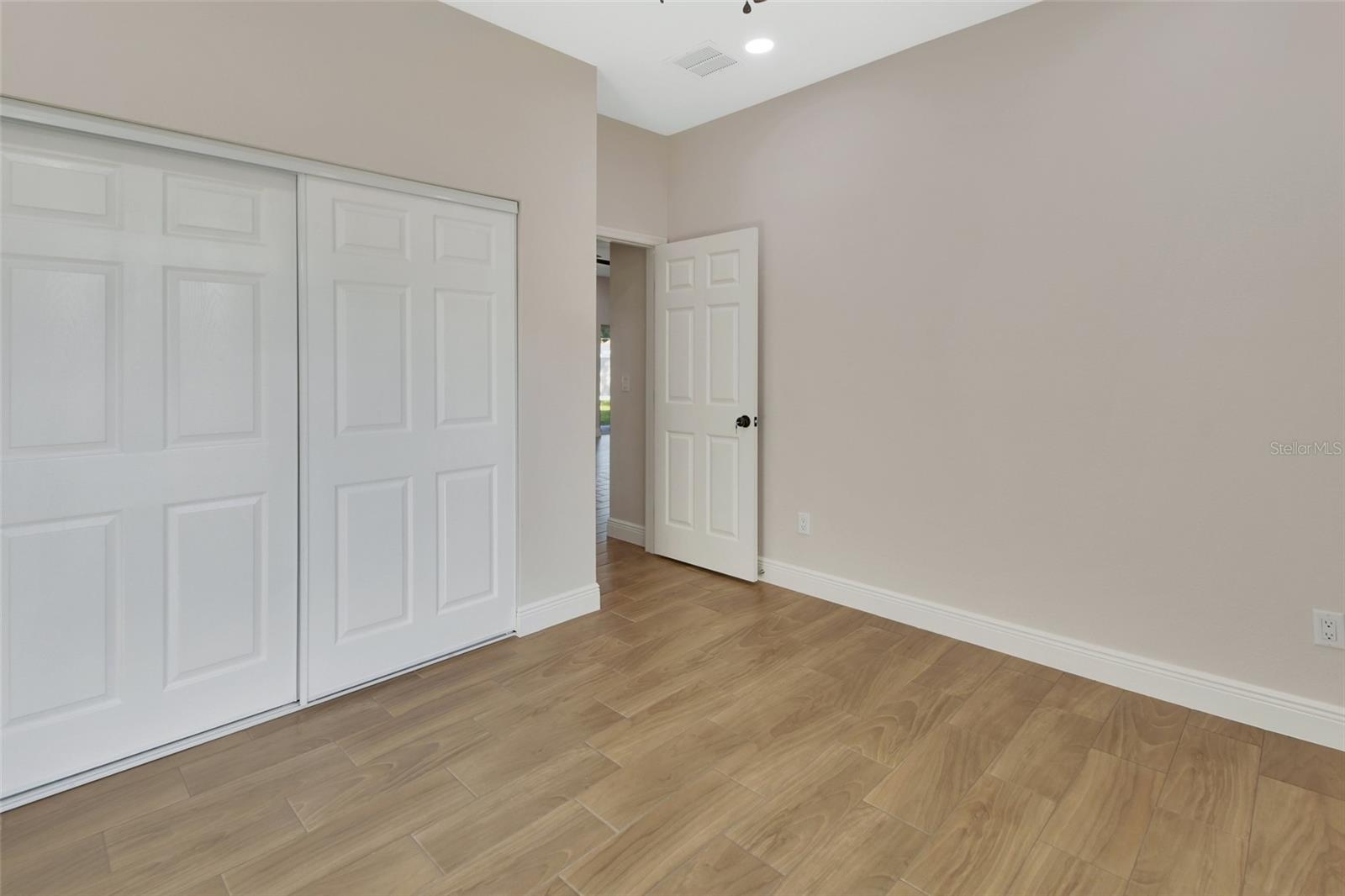 731 E COX ST, DELAND, FL, 32724