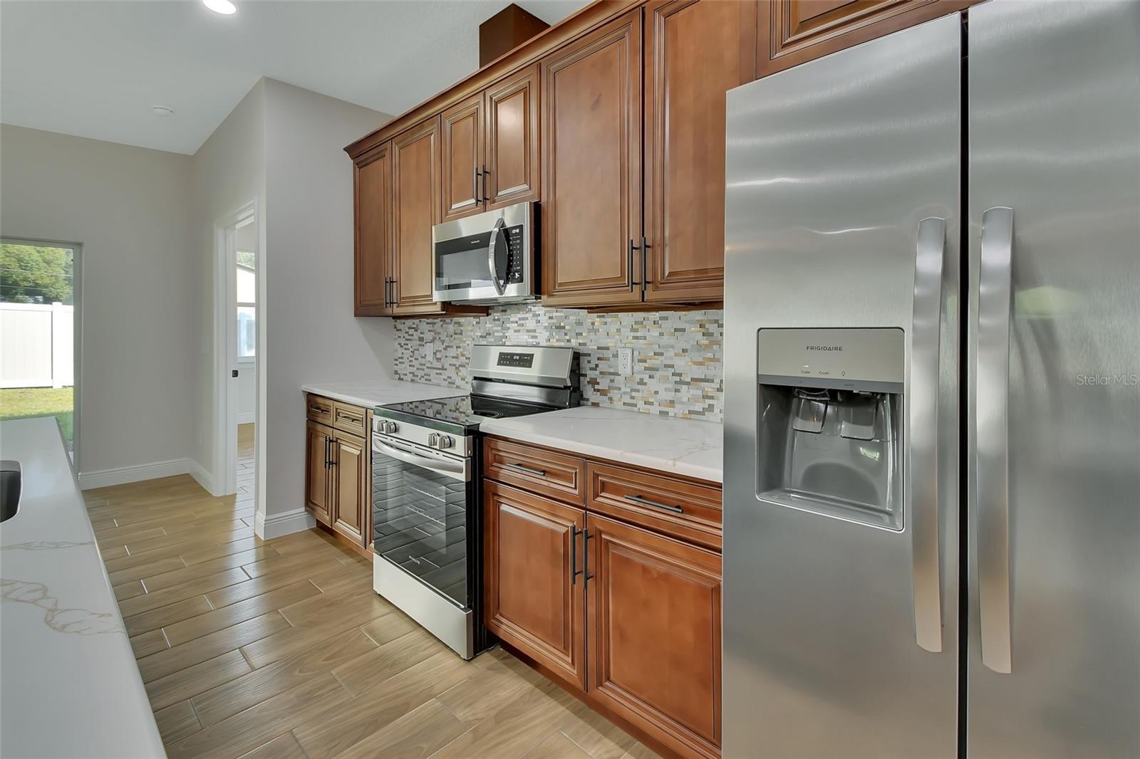 731 E COX ST, DELAND, FL, 32724
