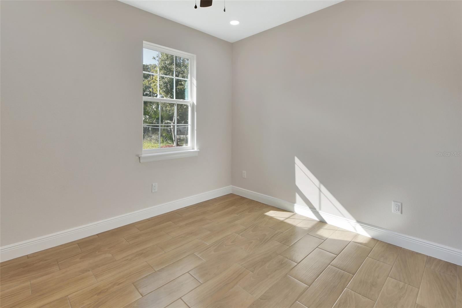 731 E COX ST, DELAND, FL, 32724