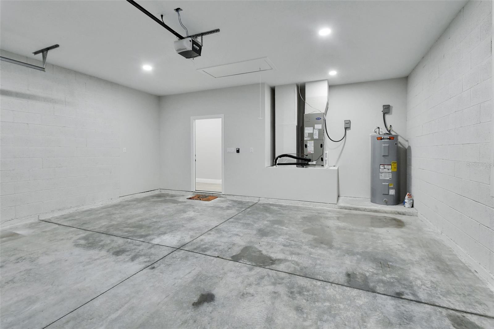 731 E COX ST, DELAND, FL, 32724