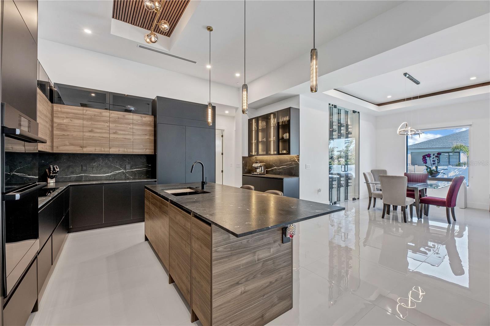 3813 SW 3RD ST, CAPE CORAL, FL, 33991