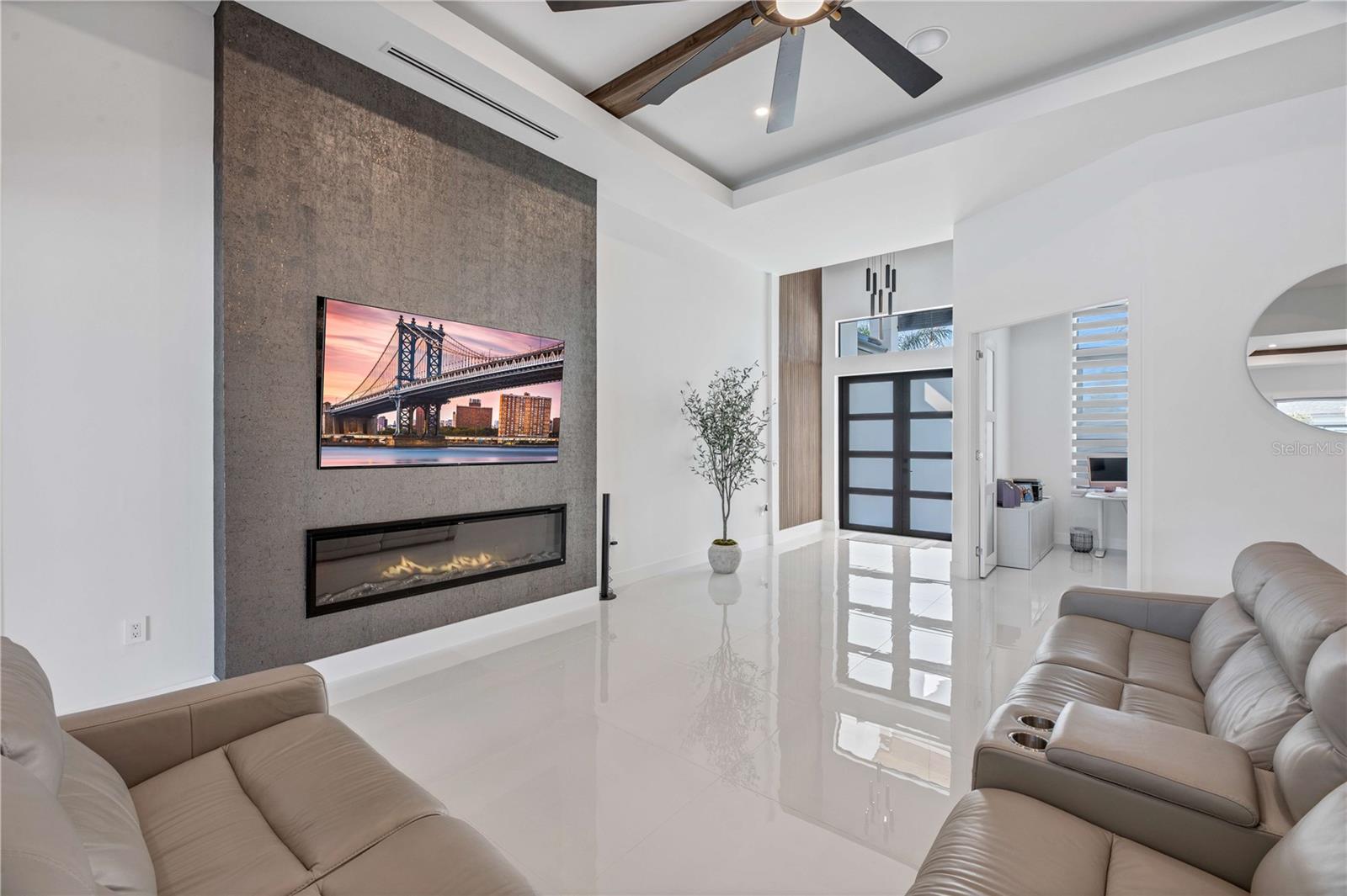 3813 SW 3RD ST, CAPE CORAL, FL, 33991