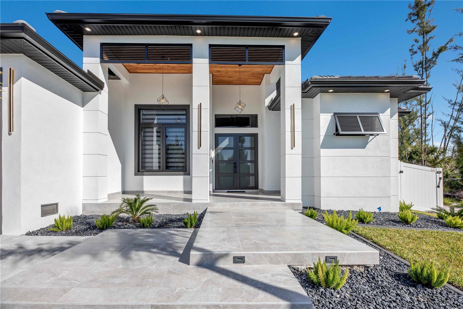 3813 SW 3RD ST, CAPE CORAL, FL, 33991