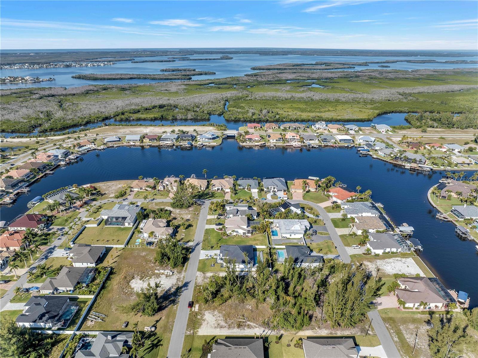 3813 SW 3RD ST, CAPE CORAL, FL, 33991