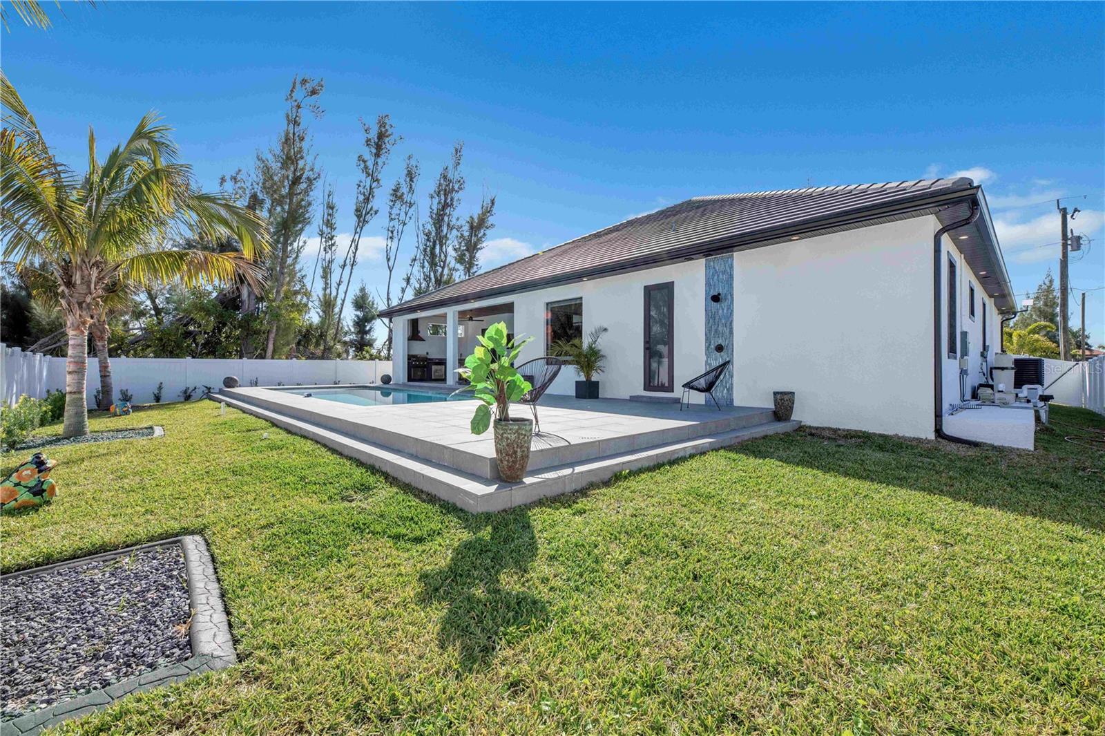 3813 SW 3RD ST, CAPE CORAL, FL, 33991