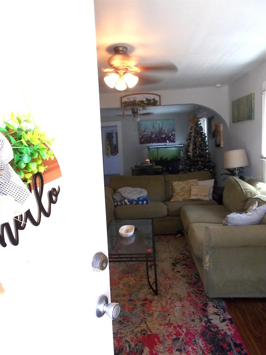 5827 39TH ST N, ST PETERSBURG, FL, 33741