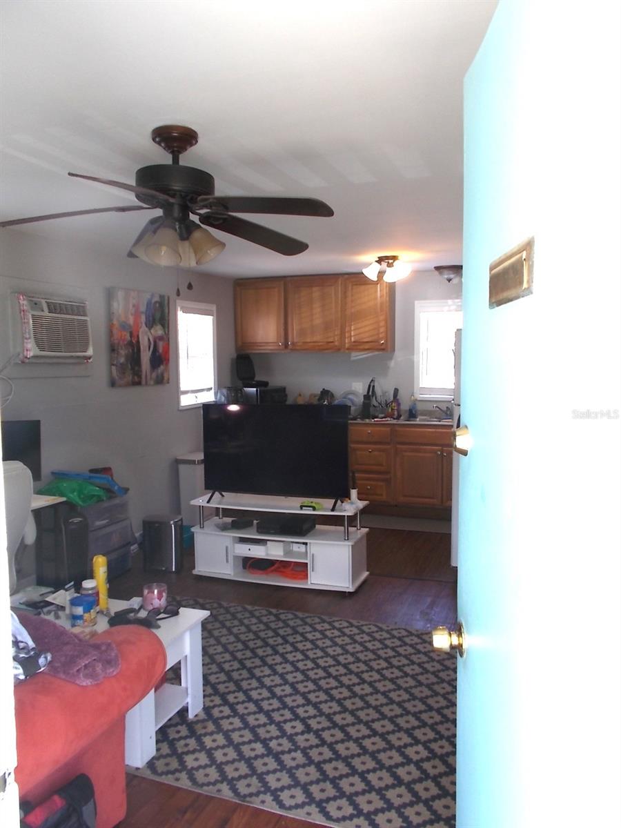 5827 39TH ST N, ST PETERSBURG, FL, 33741