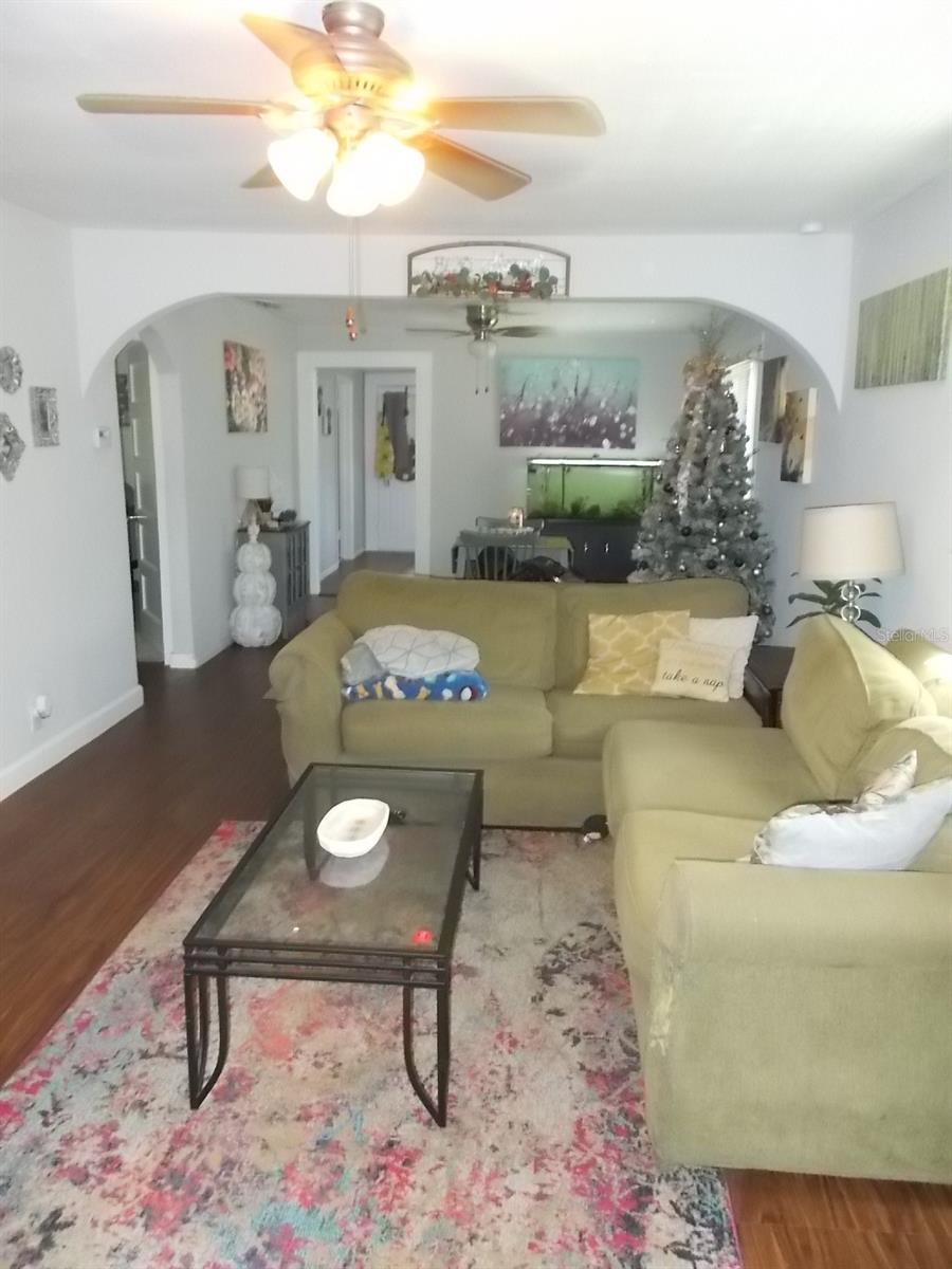 5827 39TH ST N, ST PETERSBURG, FL, 33741