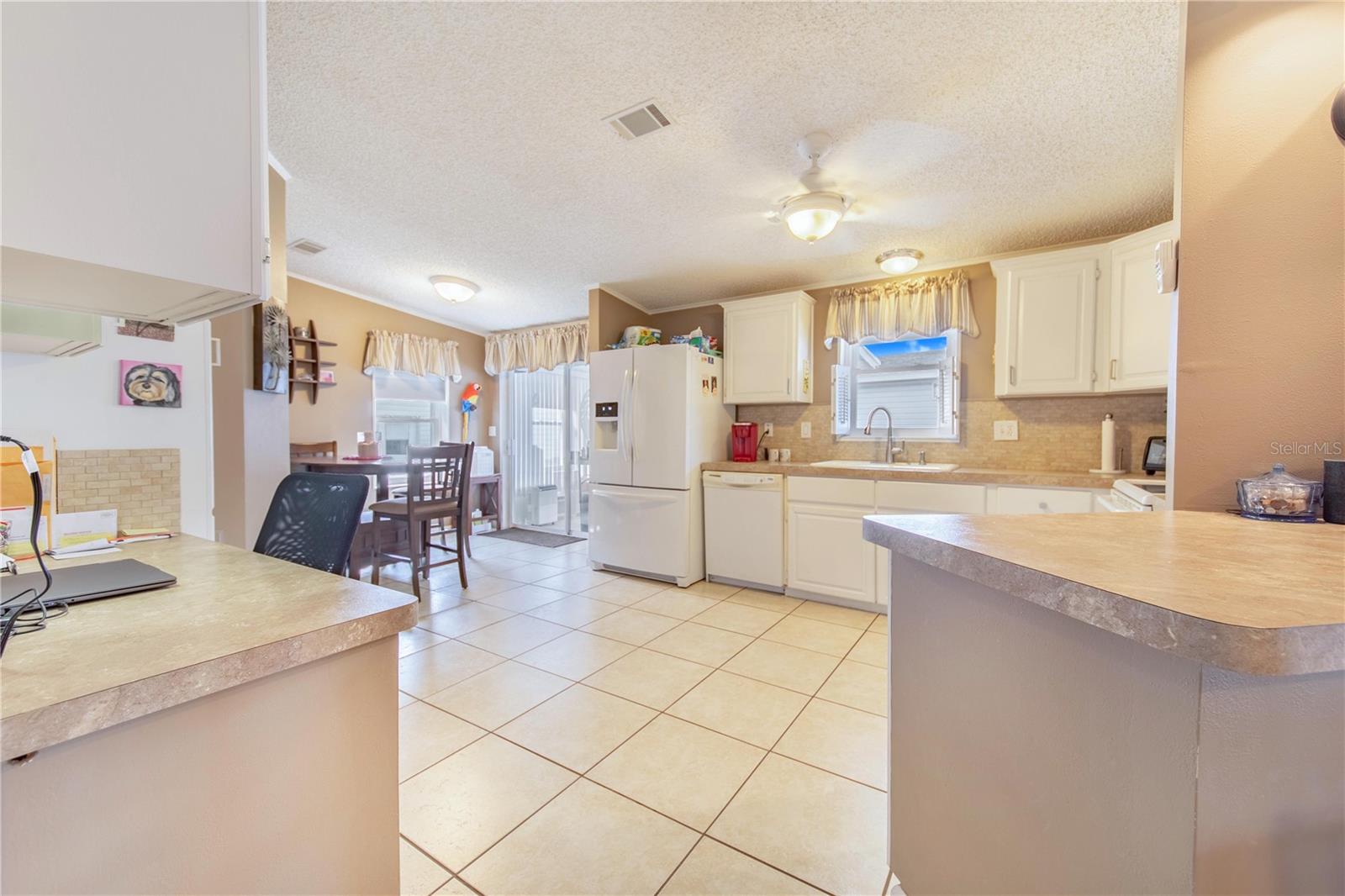 382 PINE LOOP, FROSTPROOF, FL, 33843
