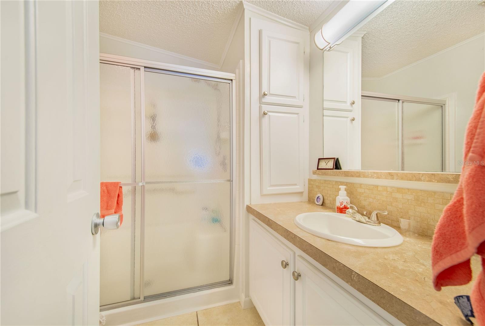382 PINE LOOP, FROSTPROOF, FL, 33843