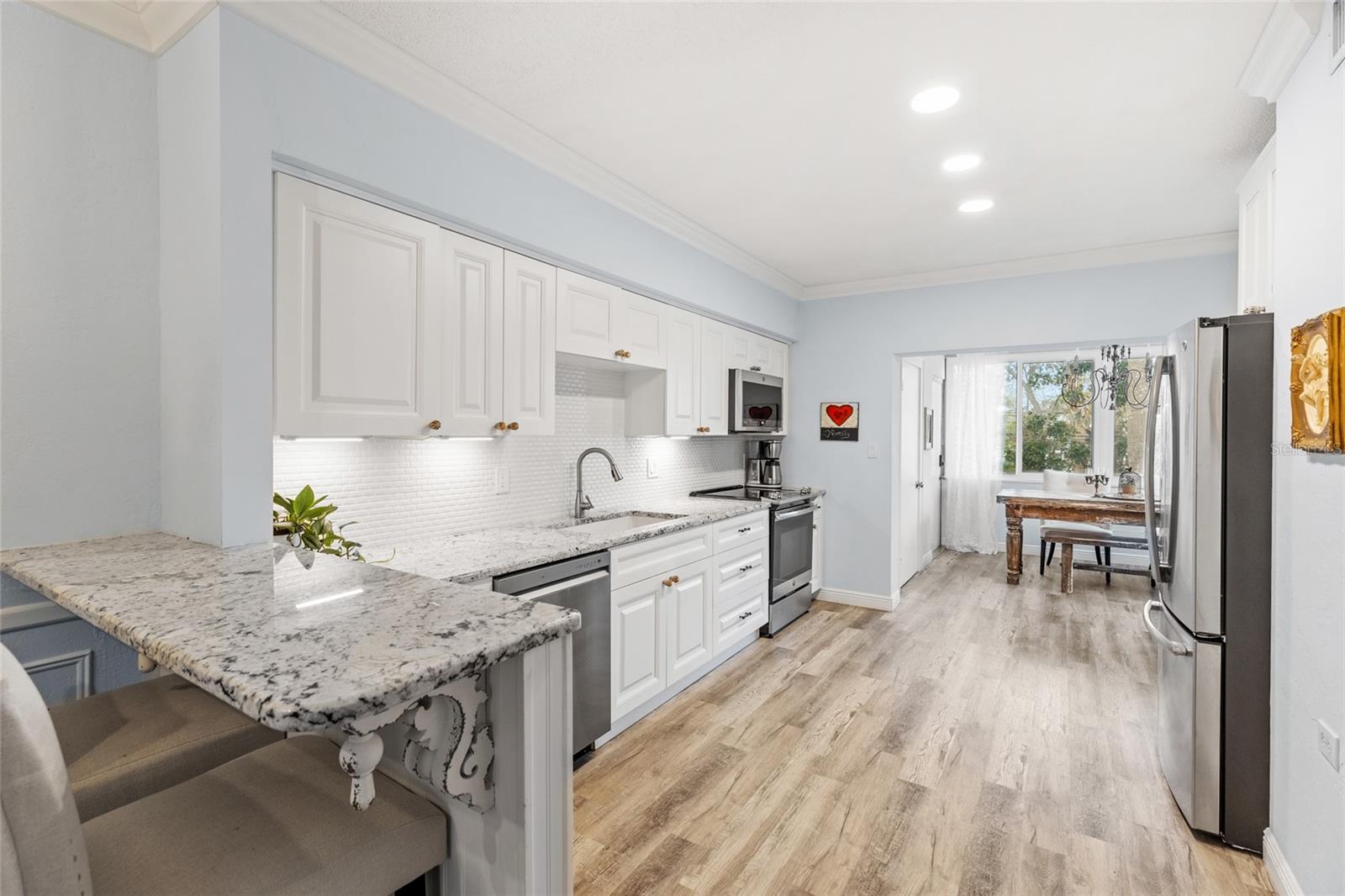 1330 SNELL ISLE BLVD NE #4, ST PETERSBURG, FL, 33704
