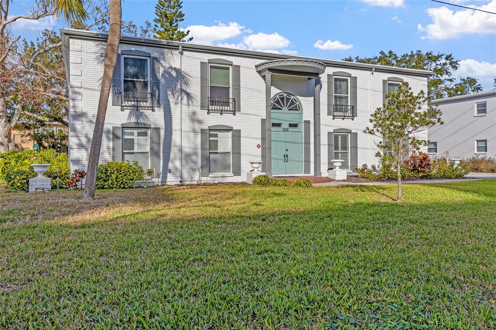 1330 SNELL ISLE BLVD NE #4, ST PETERSBURG, FL, 33704
