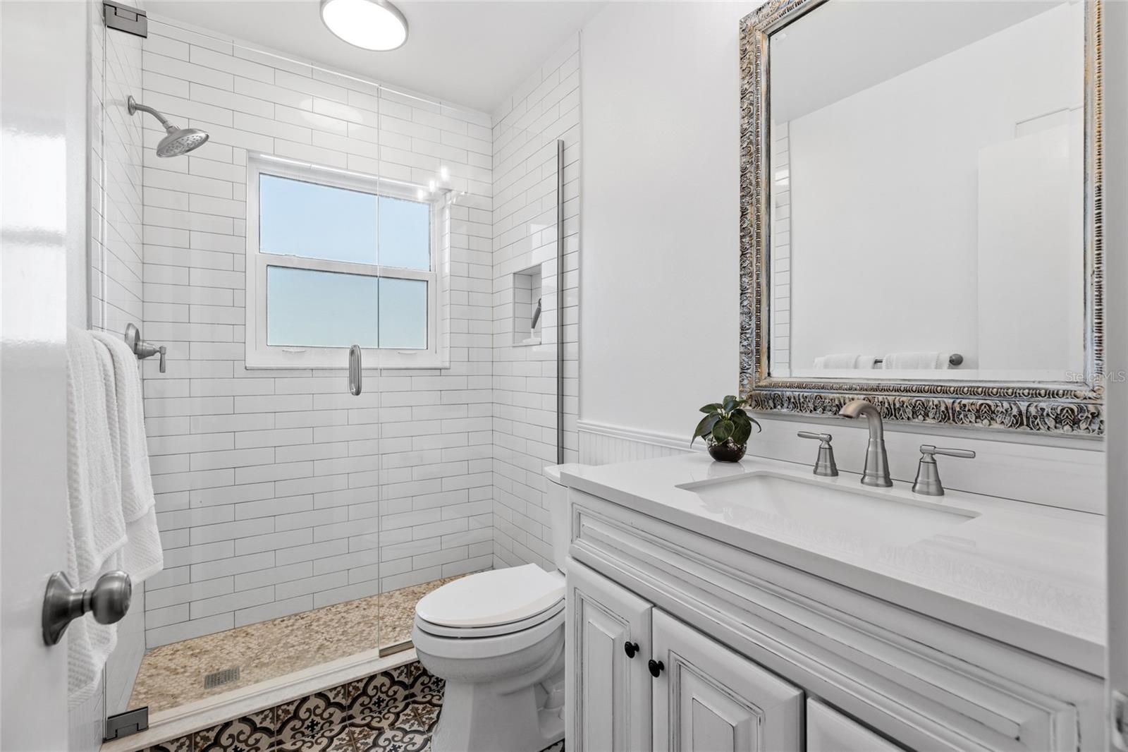 1330 SNELL ISLE BLVD NE #4, ST PETERSBURG, FL, 33704