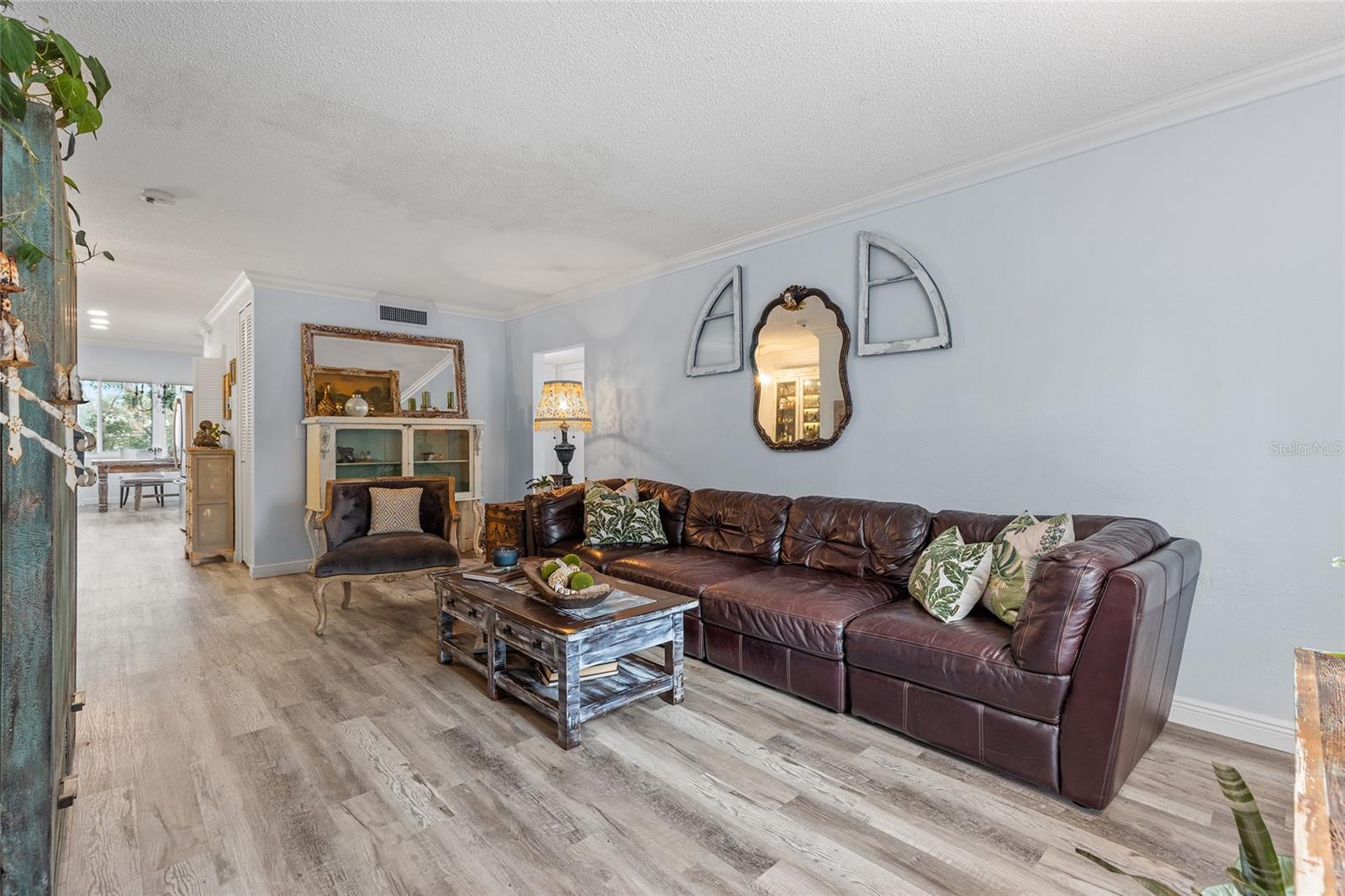 1330 SNELL ISLE BLVD NE #4, ST PETERSBURG, FL, 33704
