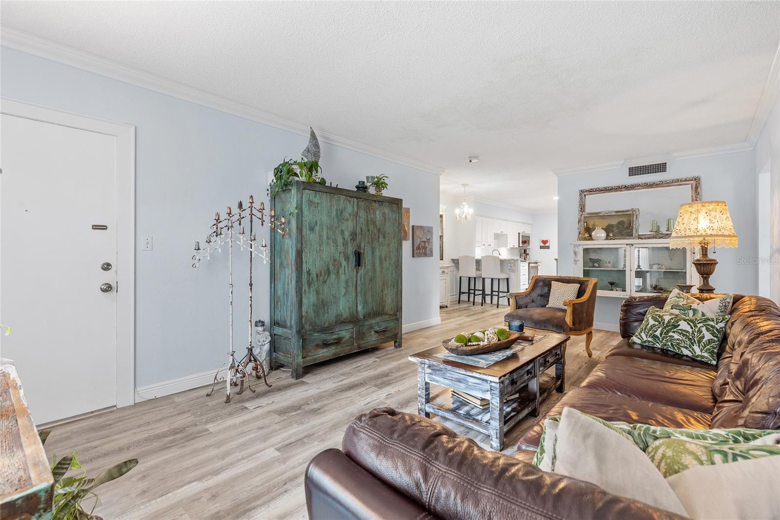 1330 SNELL ISLE BLVD NE #4, ST PETERSBURG, FL, 33704