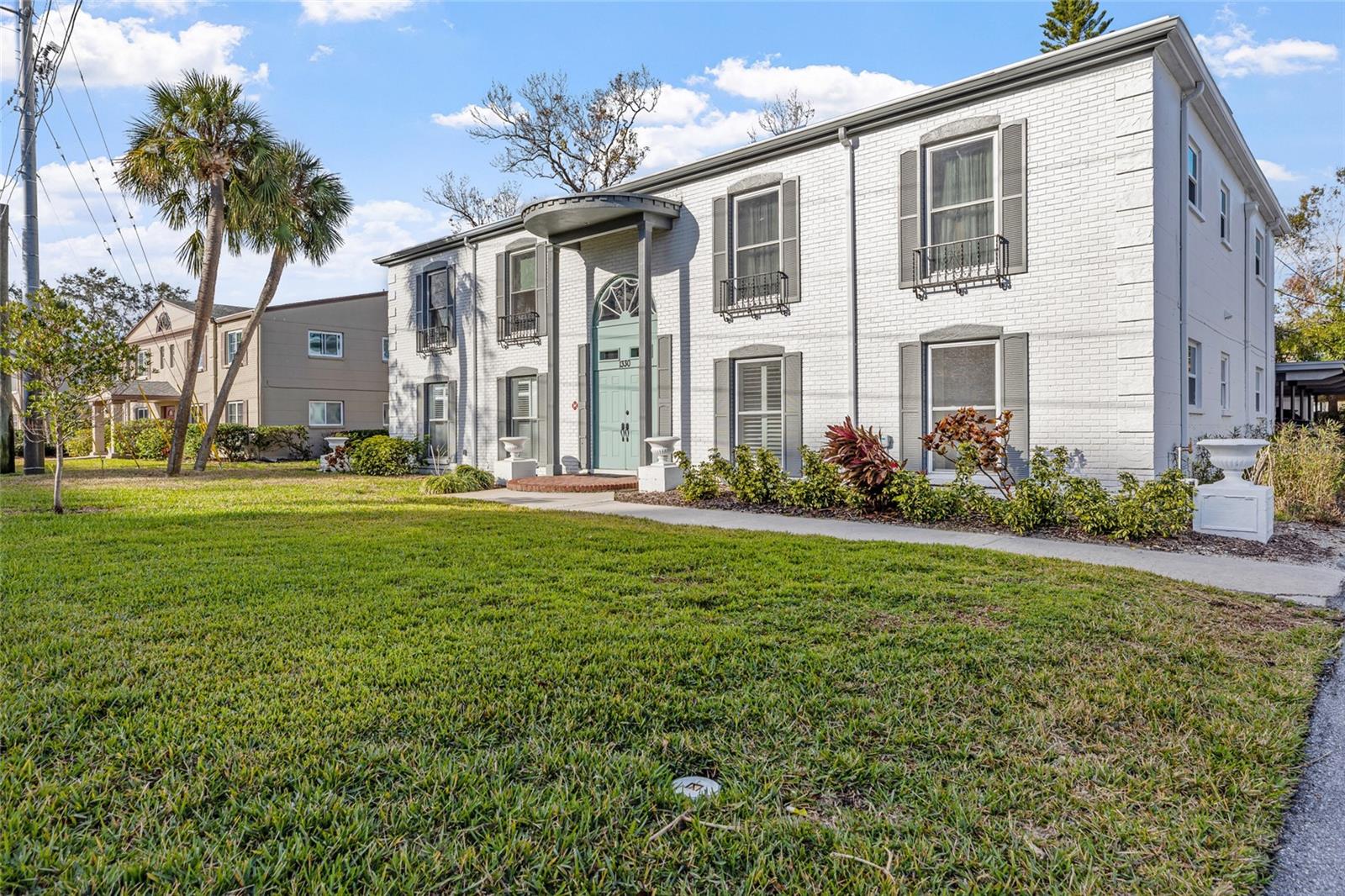 1330 SNELL ISLE BLVD NE #4, ST PETERSBURG, FL, 33704