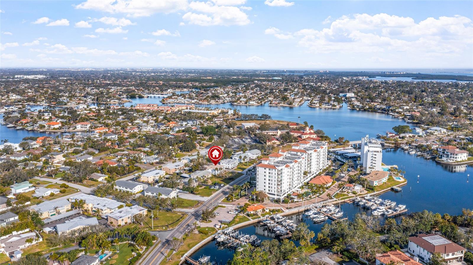 1330 SNELL ISLE BLVD NE #4, ST PETERSBURG, FL, 33704