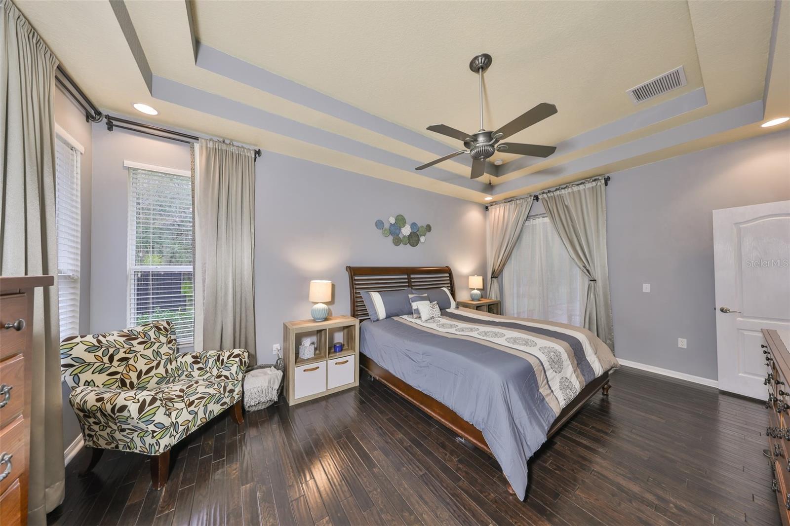 8030 HAMPTON LAKE DR, TAMPA, FL, 33647